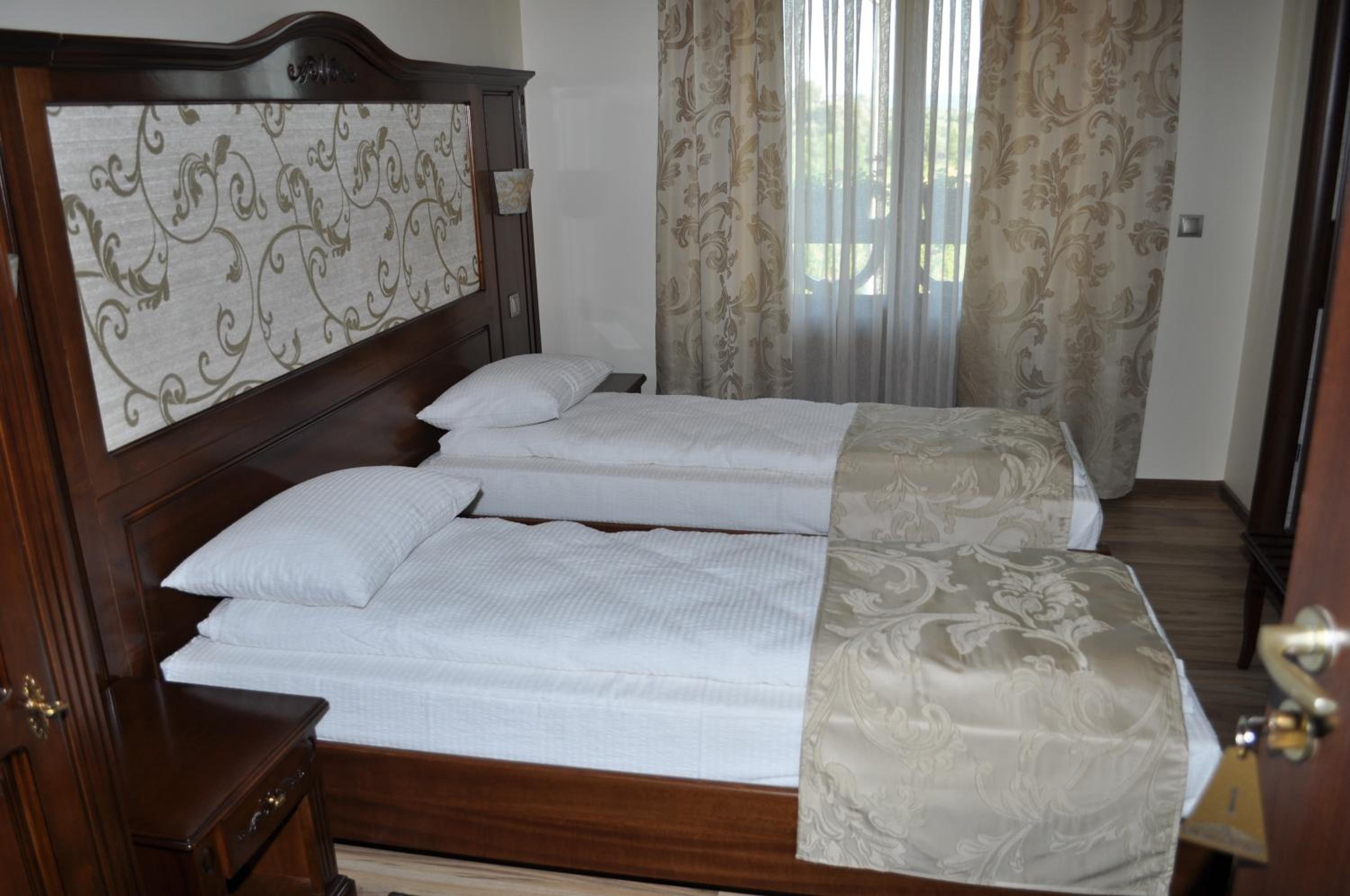 Twin Room with Mountain View - Photo 5