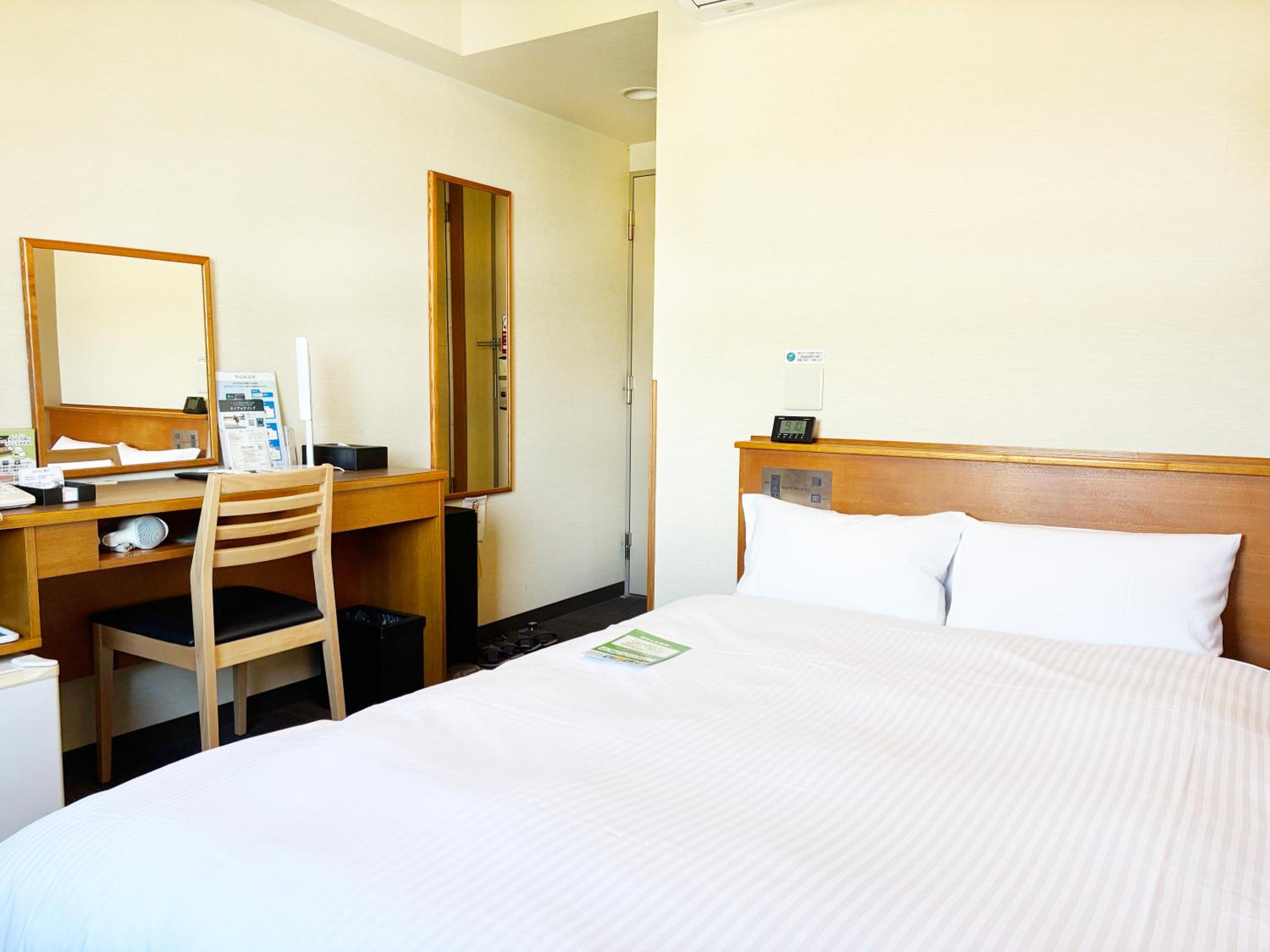 Semi Double Room - Non-Smoking - Photo 4