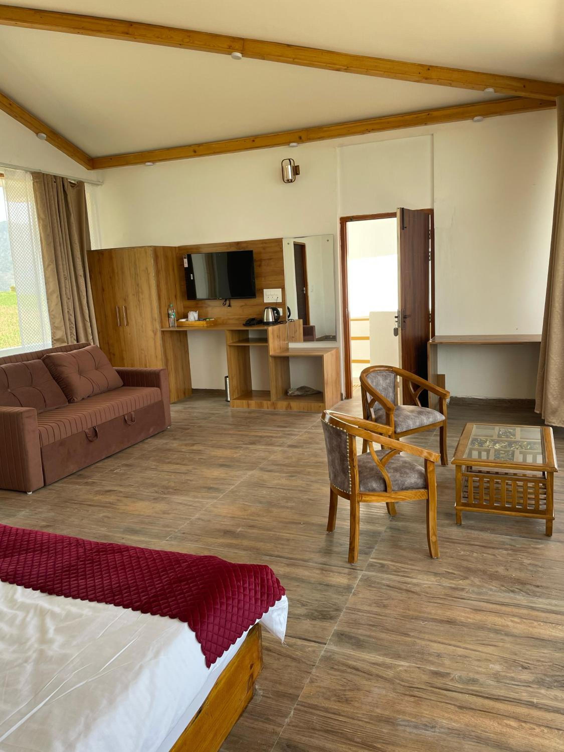 Superior King Room
