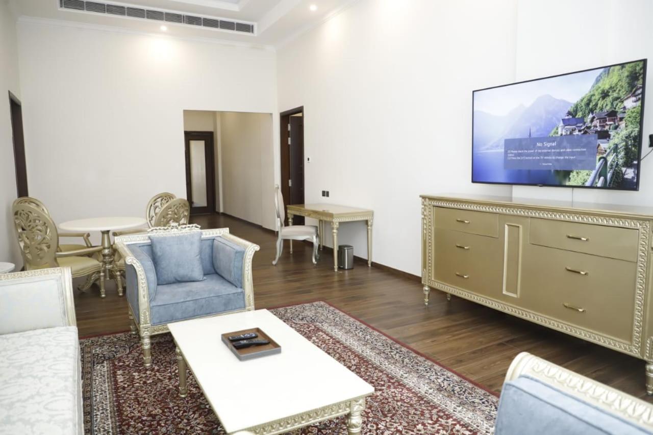 Premium Pool Suite – 10% Discount on Laundry and F&B, Welcome Refreshments and High Tea, Welcome Drink on Arrival photo