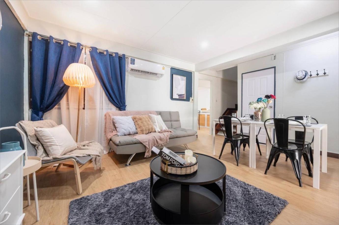 Four-Bedroom House photo 1