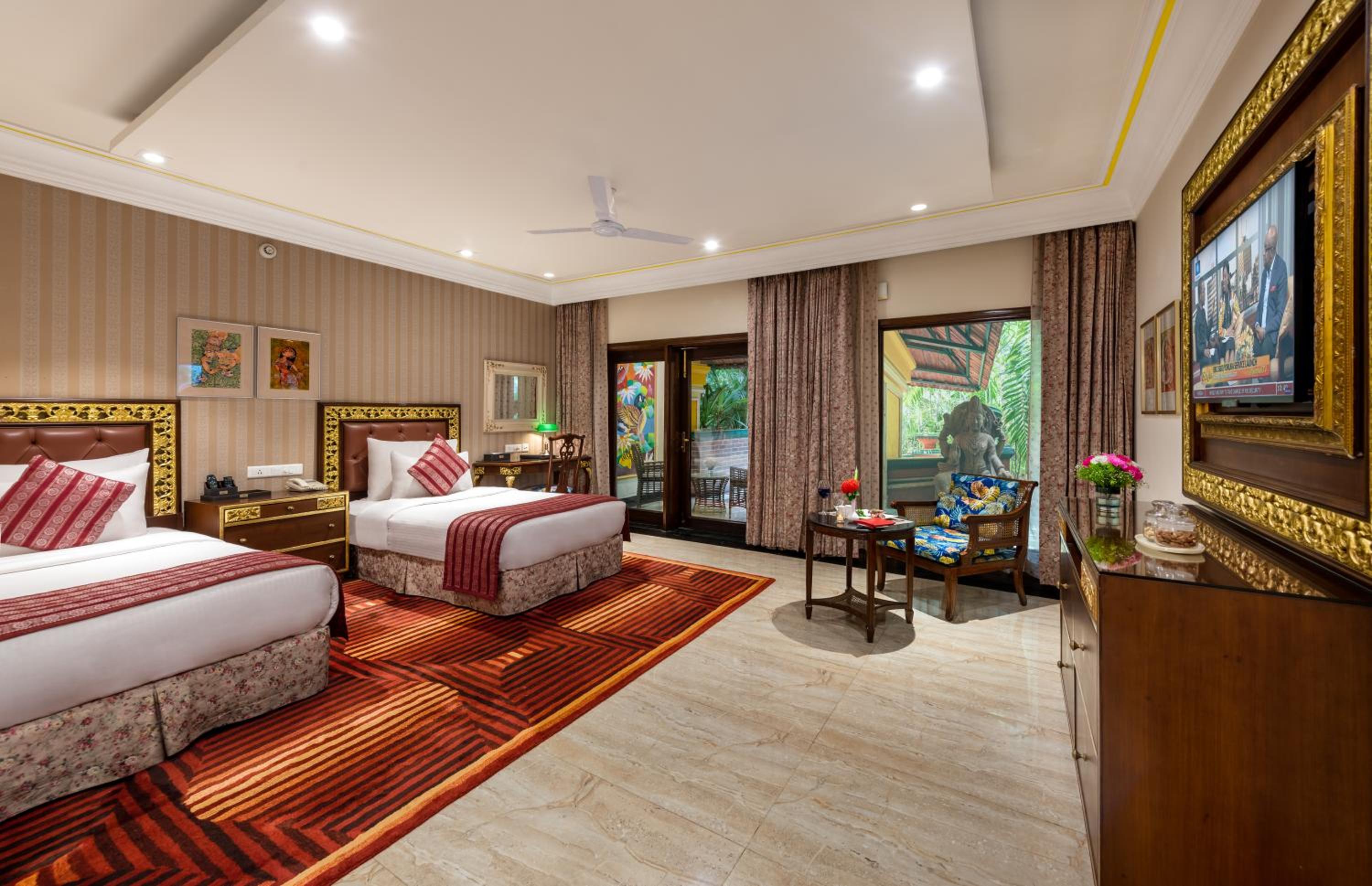 Executive Cottage Lagoon Facing Twin - 10% Discount on Foods & Soft Beverages* | 15% Discounts on Laundry Services* | INR 500 spa credit during your stay on selective Massage services. TnC Apply.* | Free Mini-bar - 2 cans of soft Beverages (Once on Arriv - Photo 1
