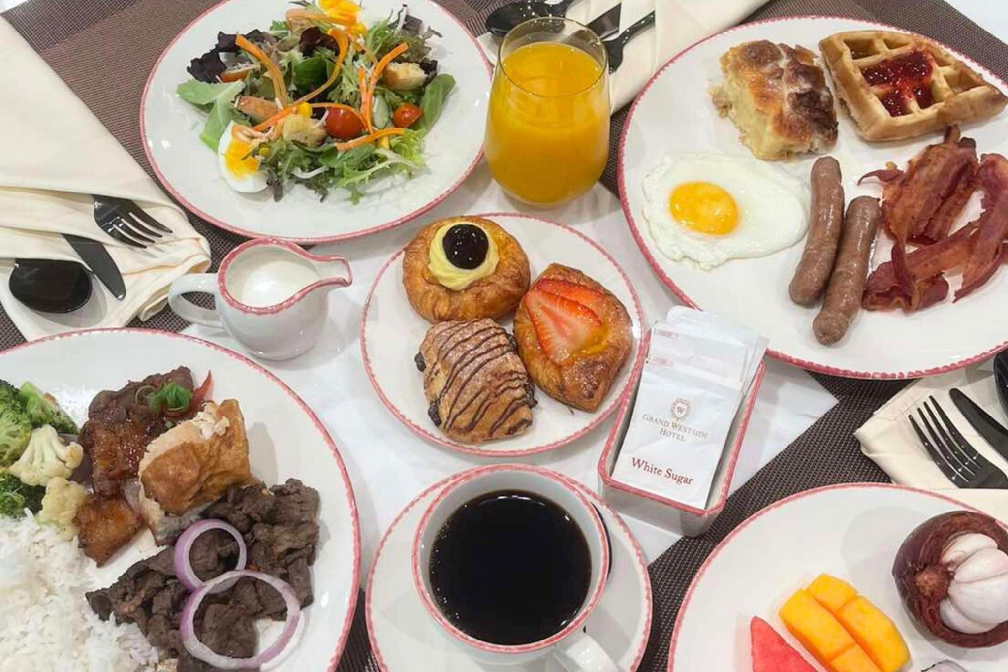 Stay and Save Package - Room with Breakfast with One-way Airport Transfer