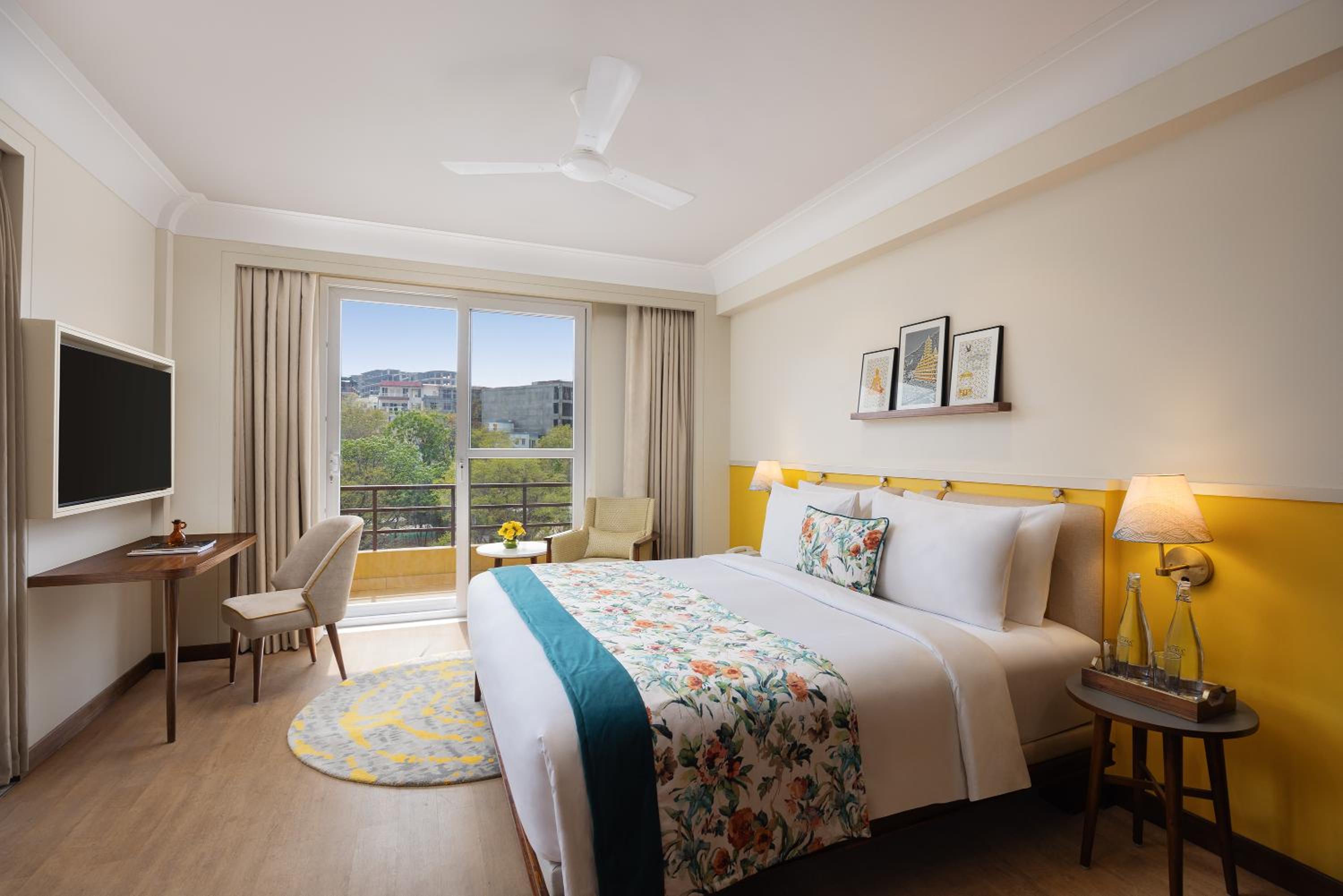One Bedroom Royal Apartment (Ganges View) photo 3