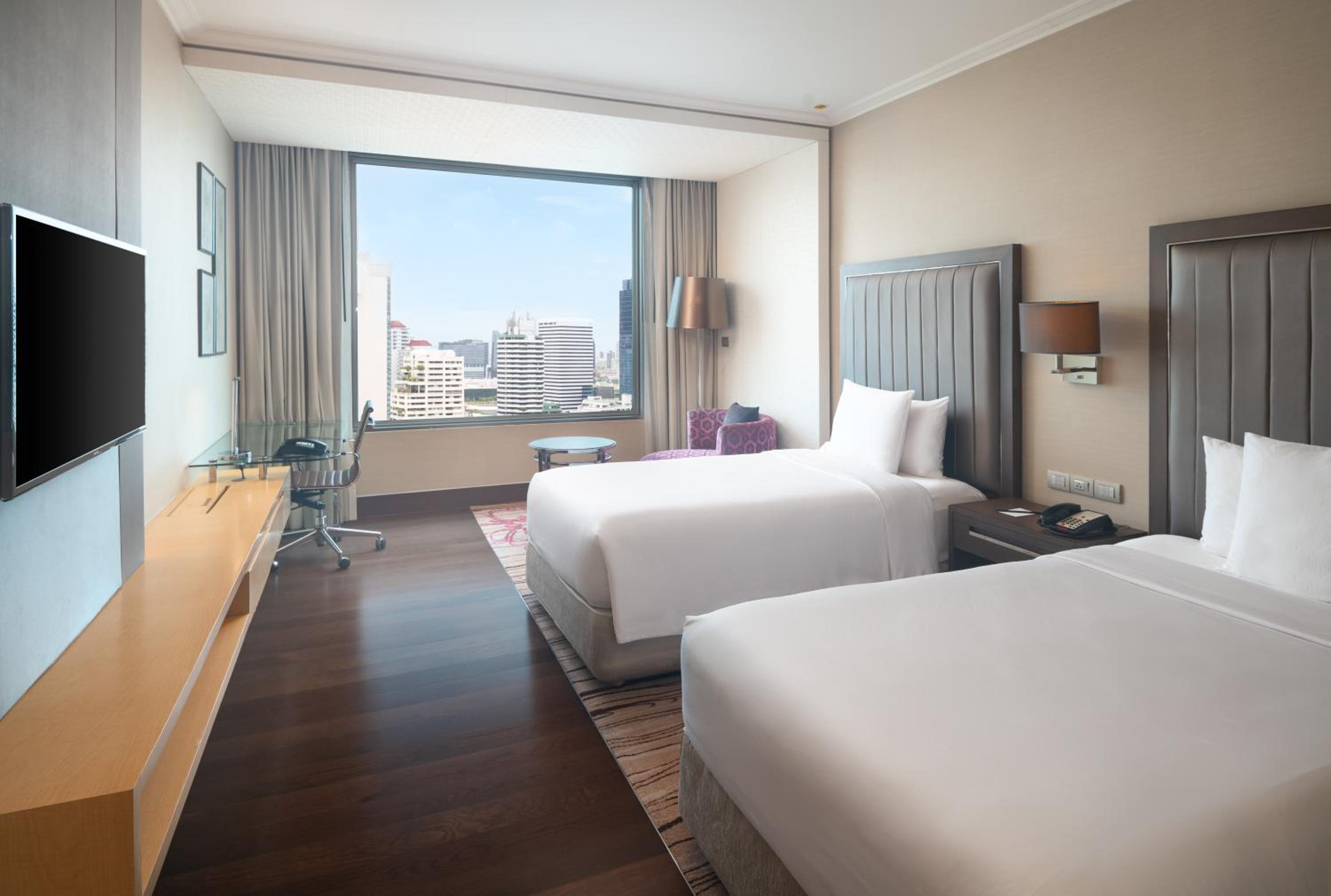 Deluxe Room with Pool View
