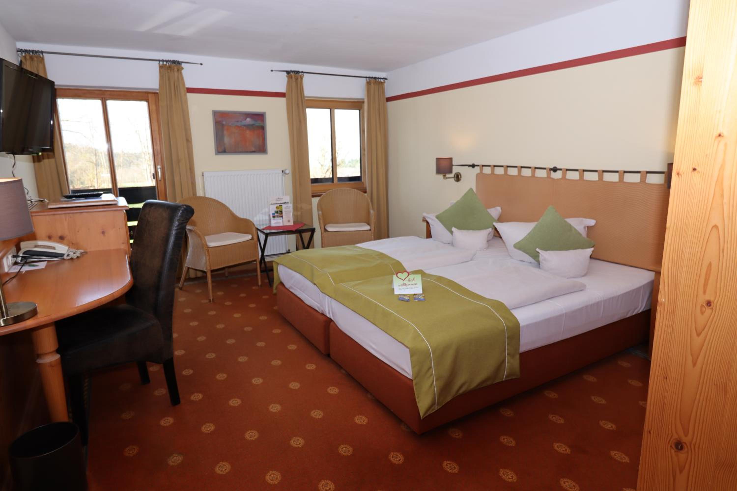 Standard Double Room - Photo 3