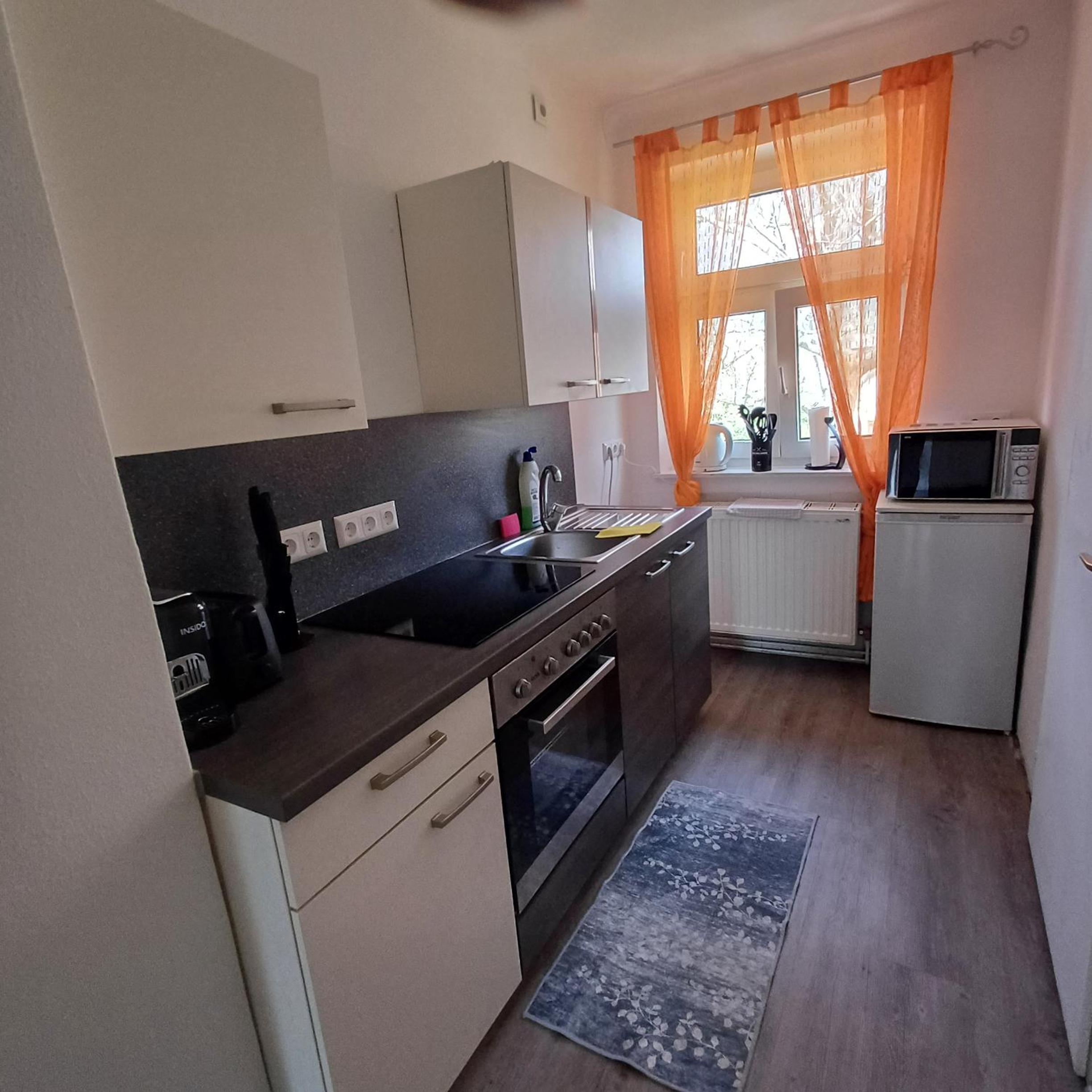 One-Bedroom Apartment photo 2