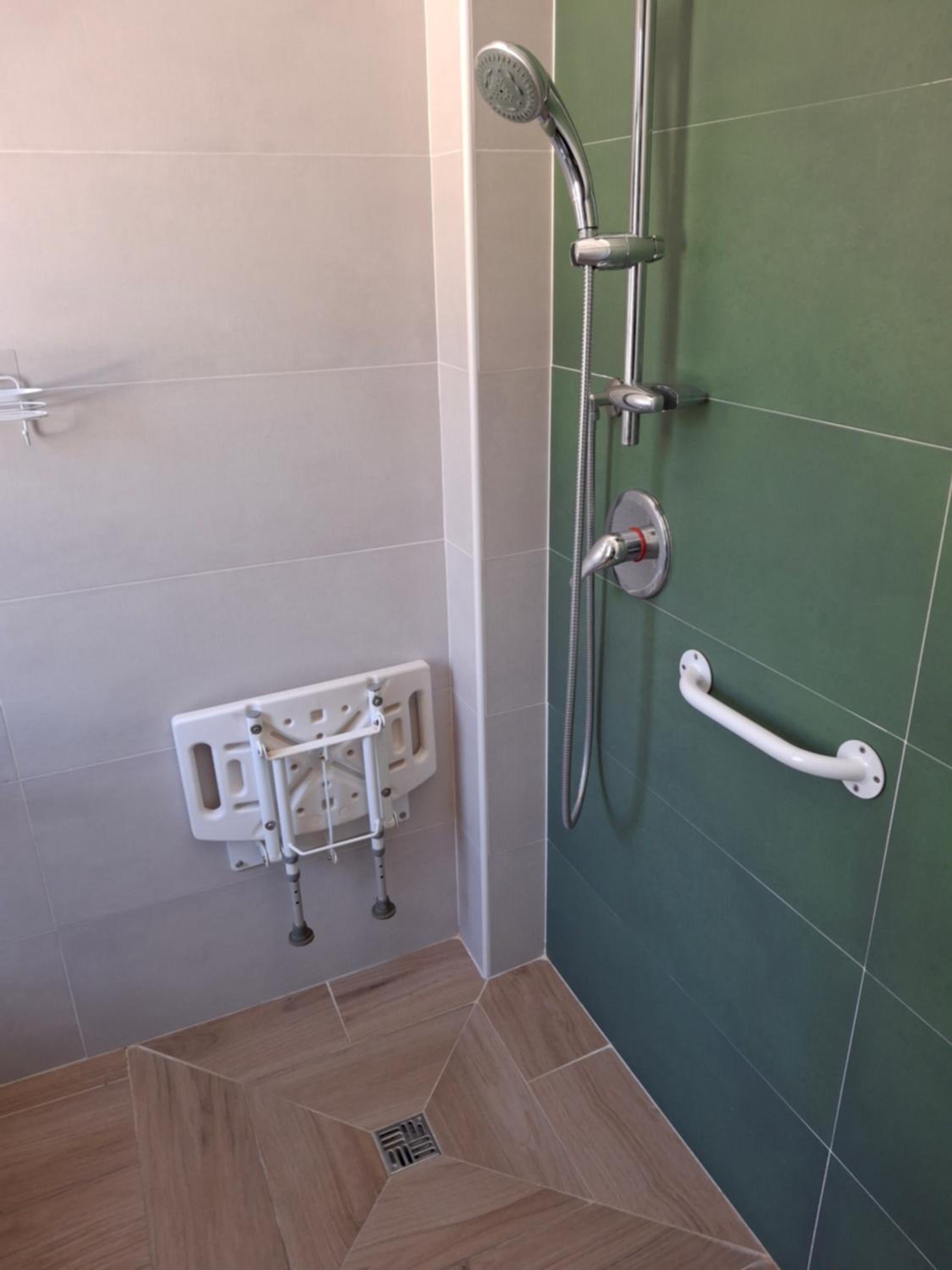 Double Room - Disability Access - Photo 2