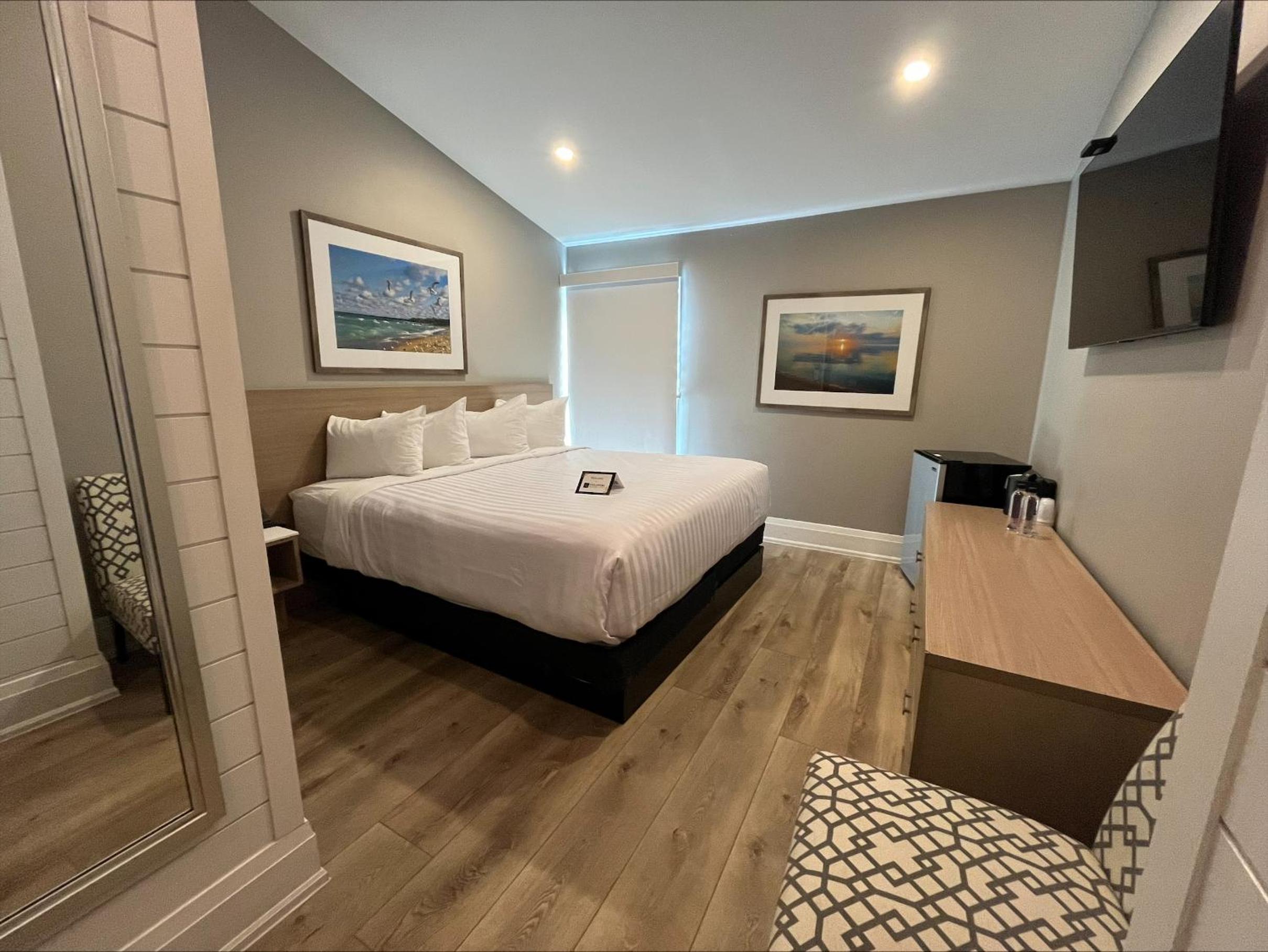 Superior King Room - Photo 5