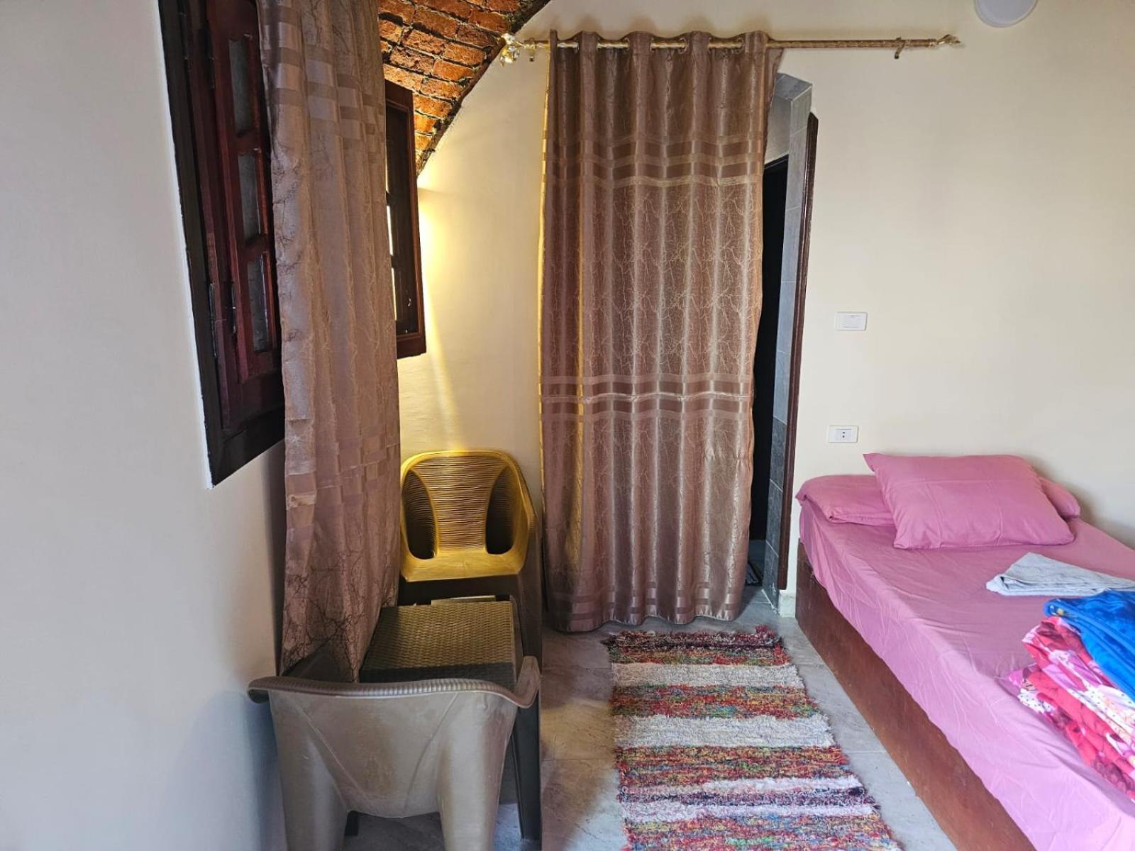Single Bed in Mixed Dormitory Room photo 2