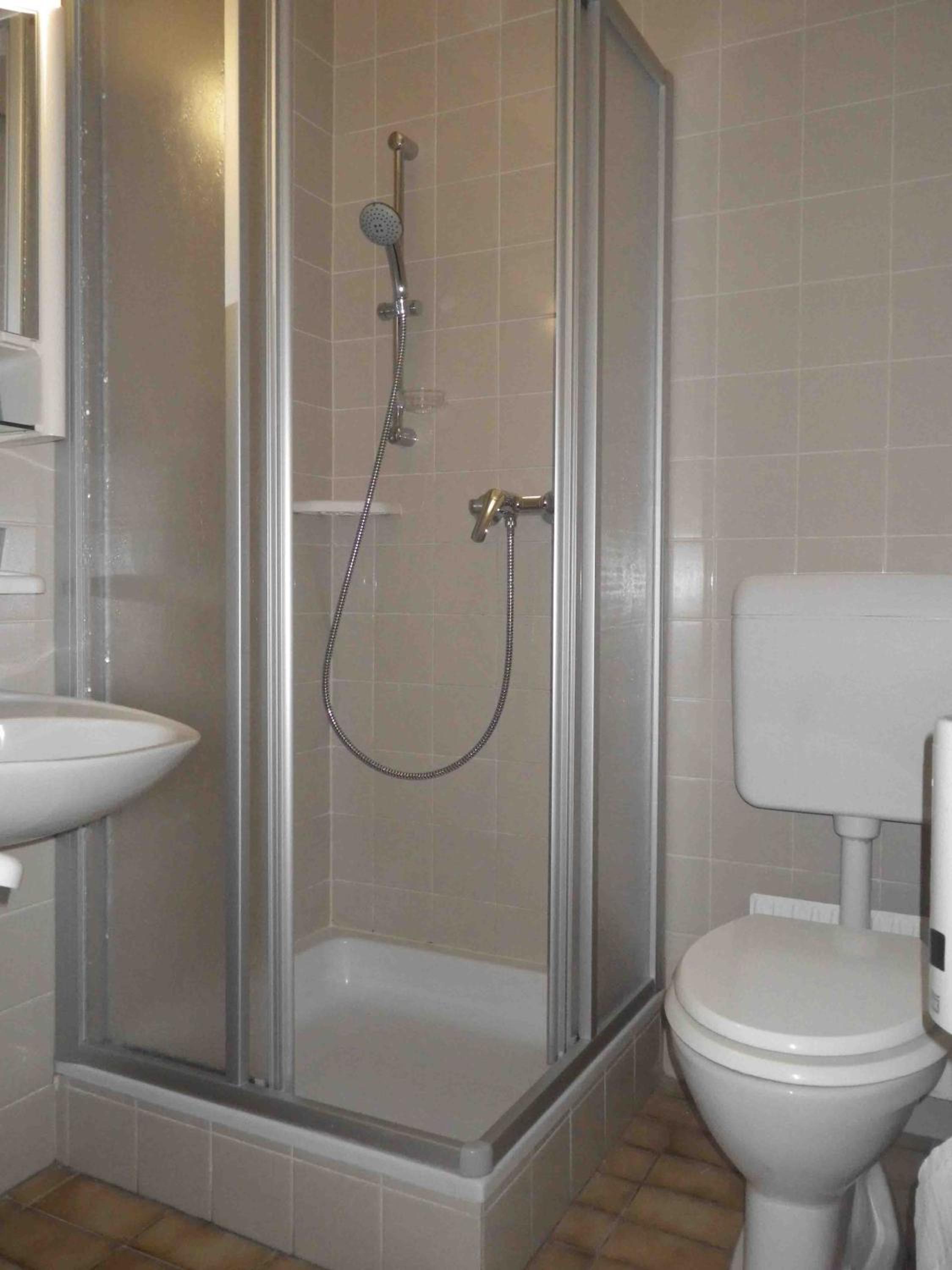 Single Room photo 2