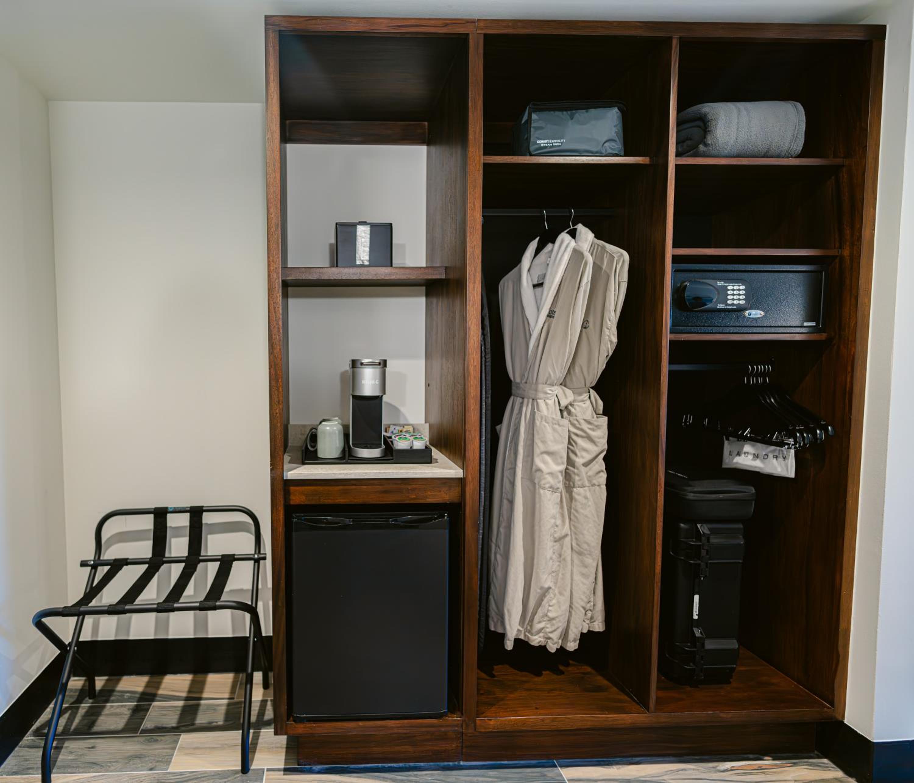 King Room - Disability Access photo 1