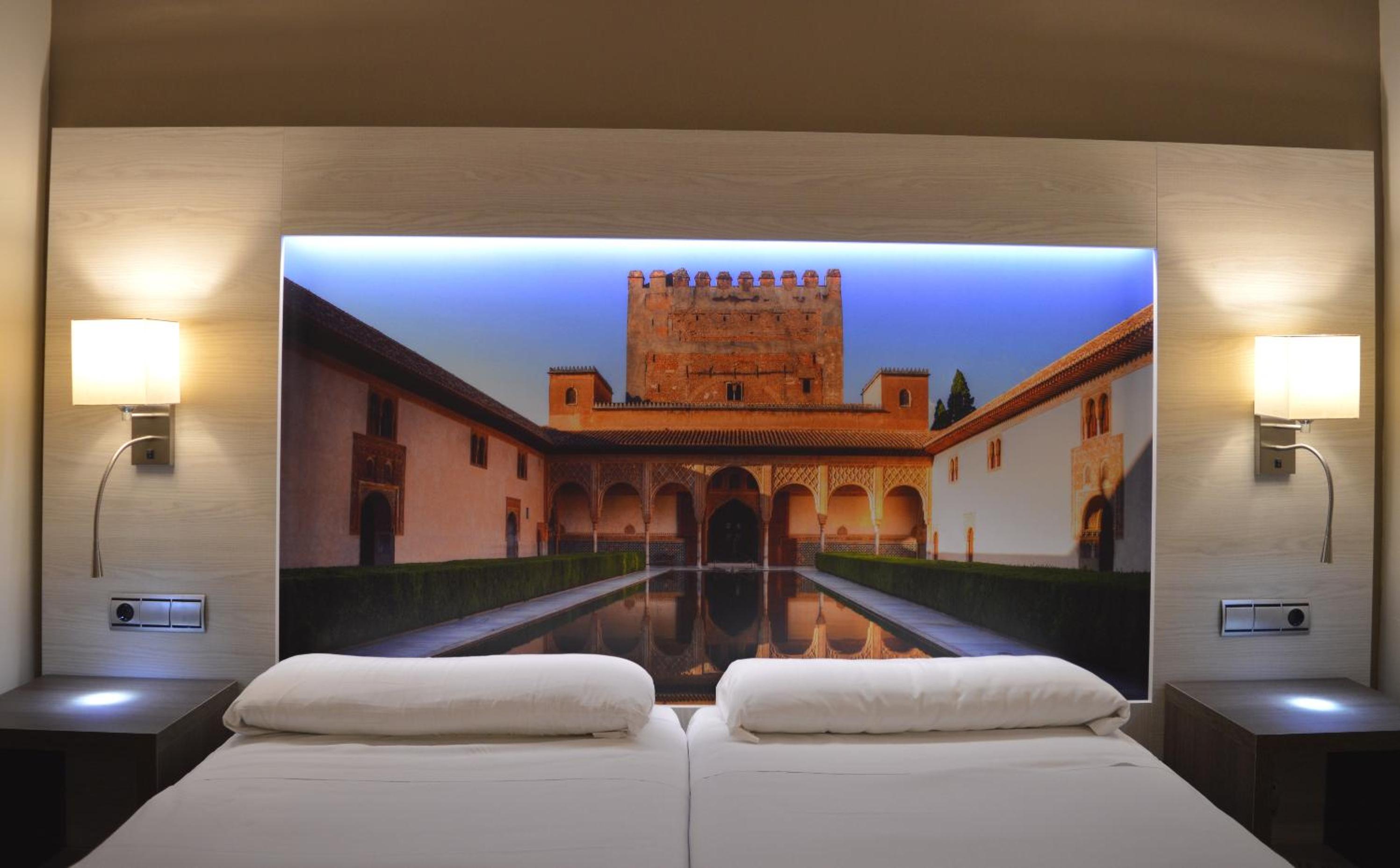 Double or Twin Room - Photo 23