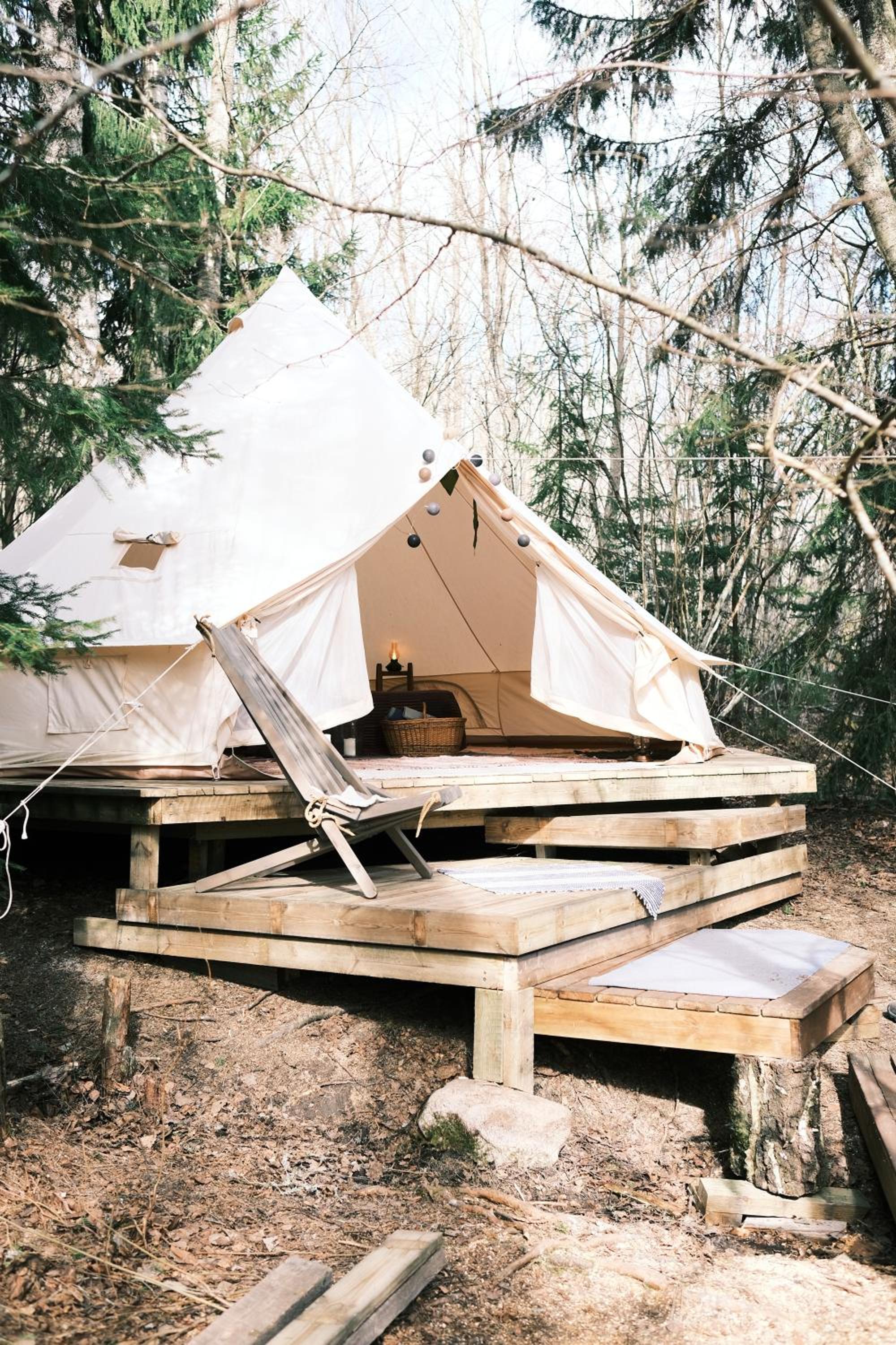 Tent - Photo 2