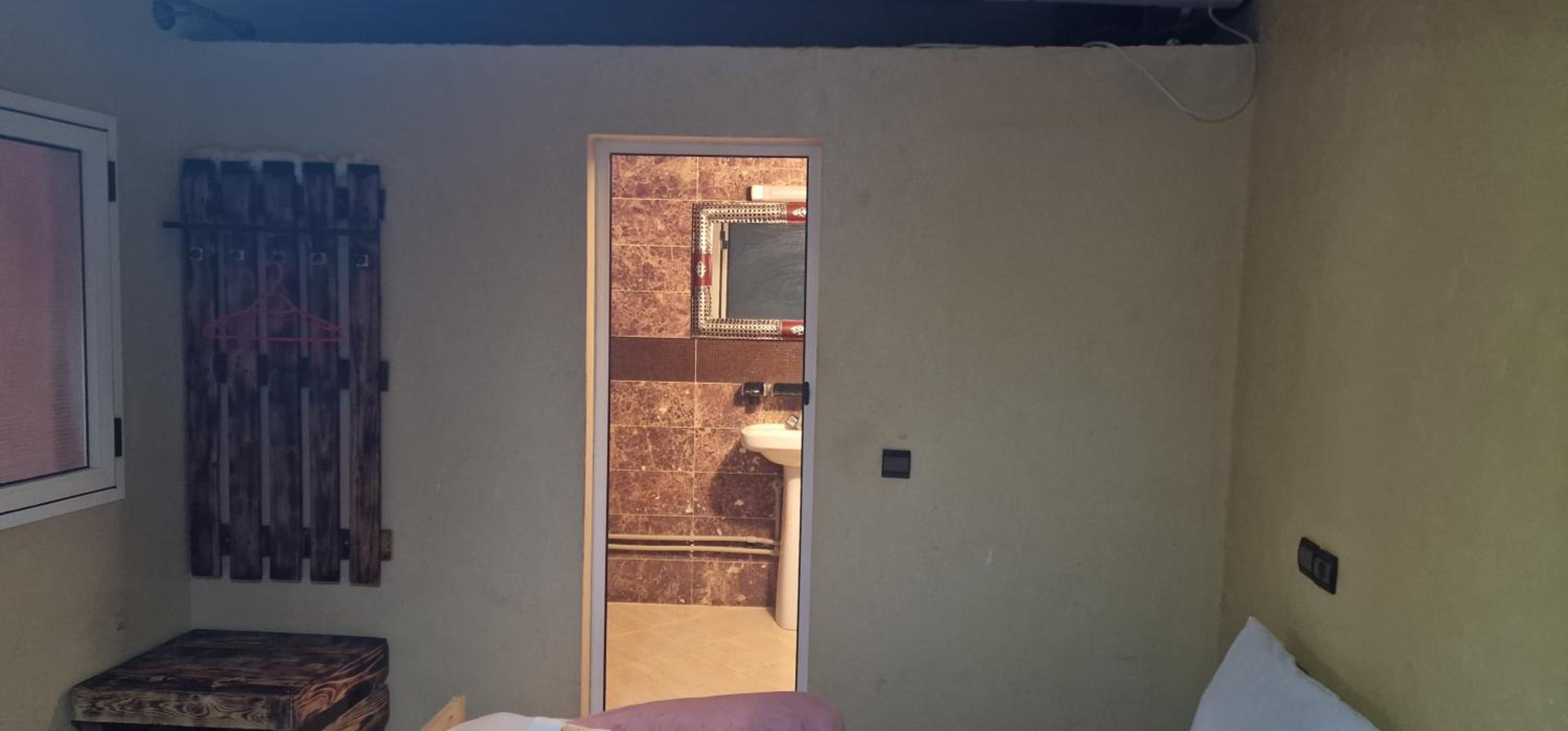 Standard Triple Room - Photo 5