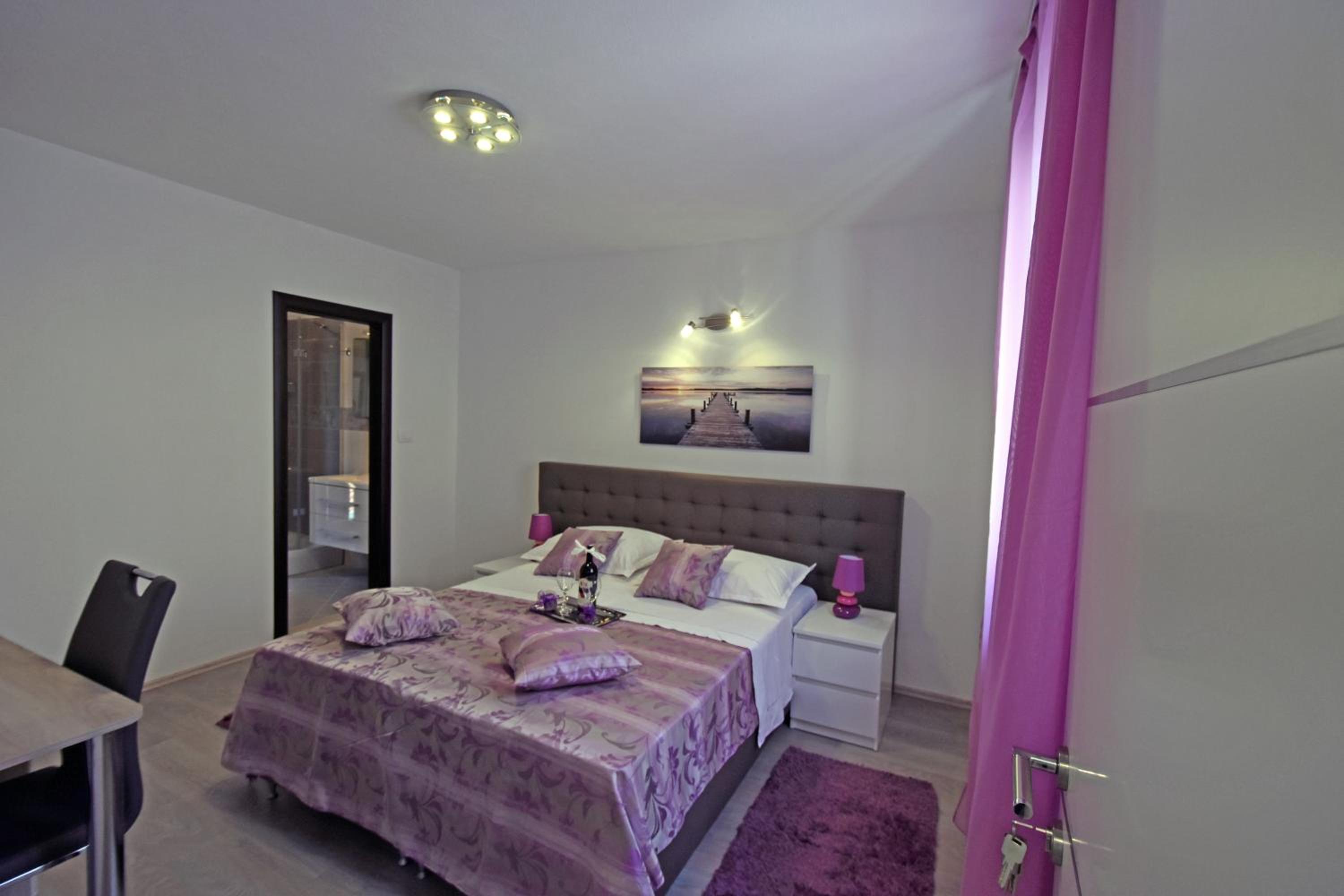 Deluxe Double Room - Photo 3