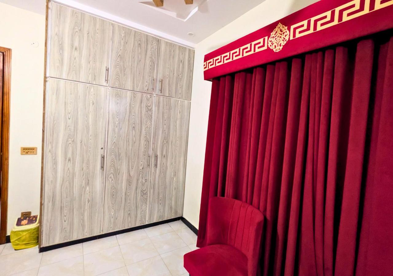 Deluxe Twin Room photo 3