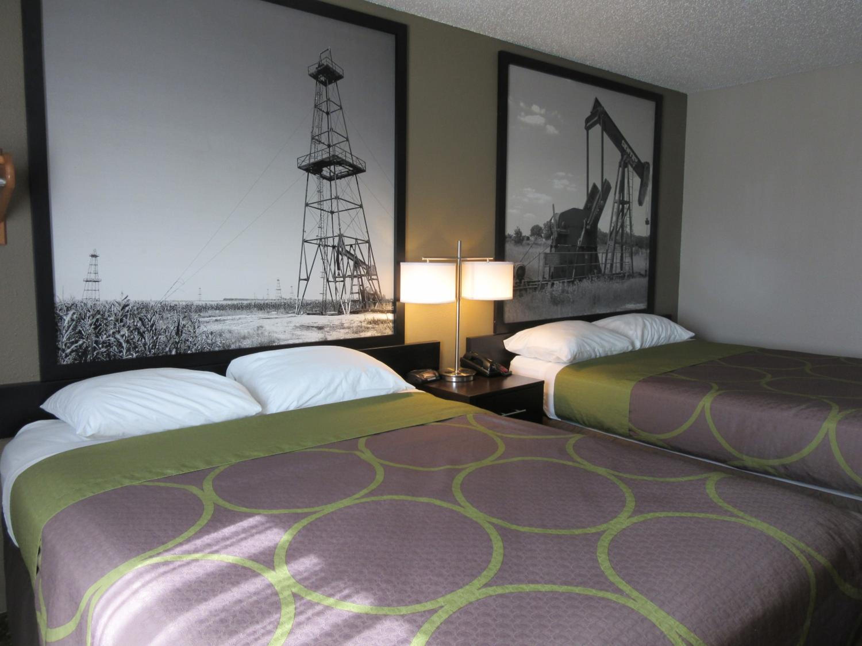 Double Room with Two Double Beds - Non-Smoking - Photo 2
