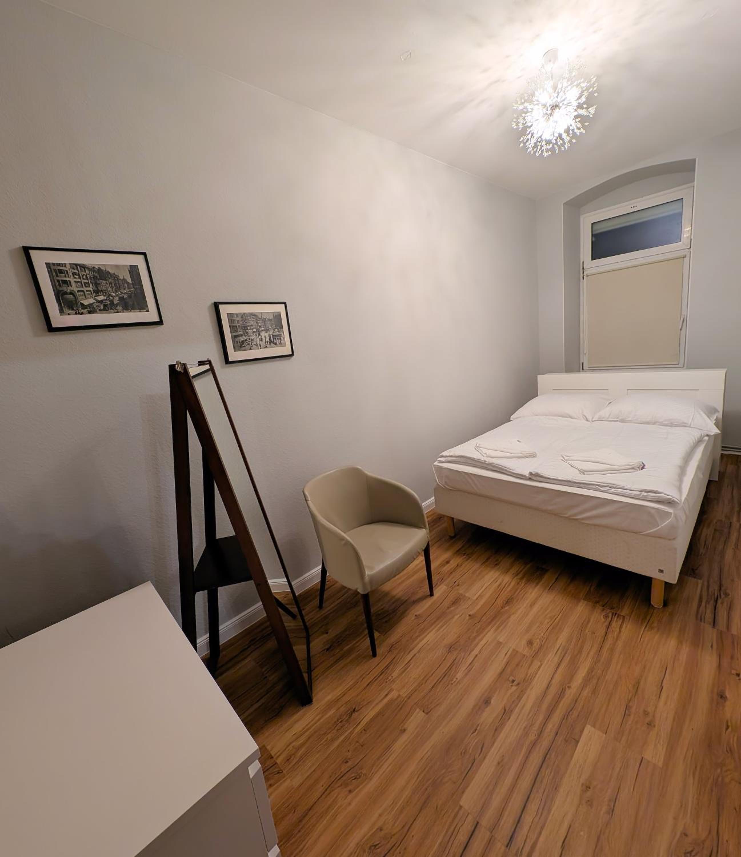 Deluxe Two-Bedroom Apartment with Garden View photo 1