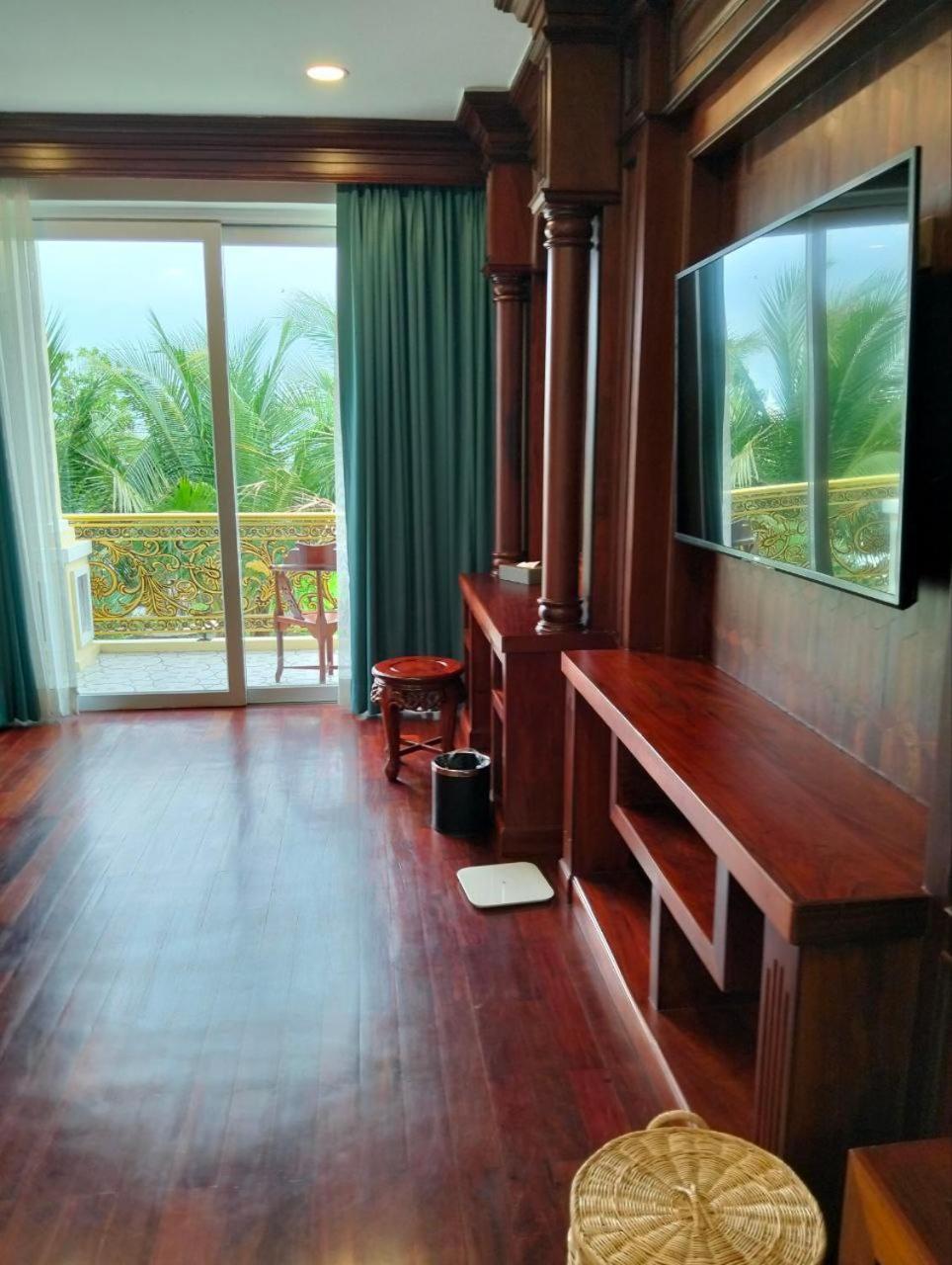 Executive Suite photo 3