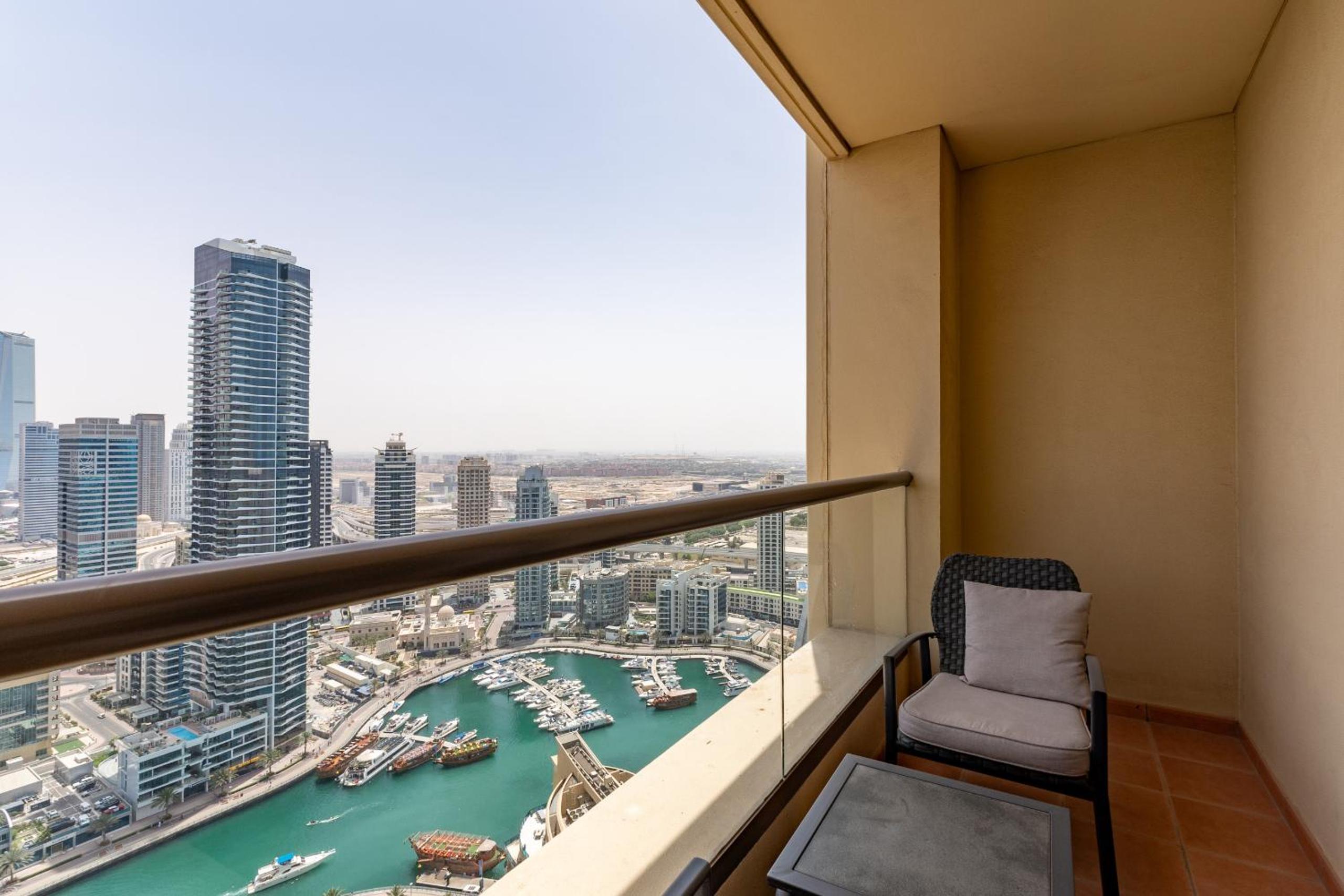 Two-Bedroom Apartment with Balcony photo 3