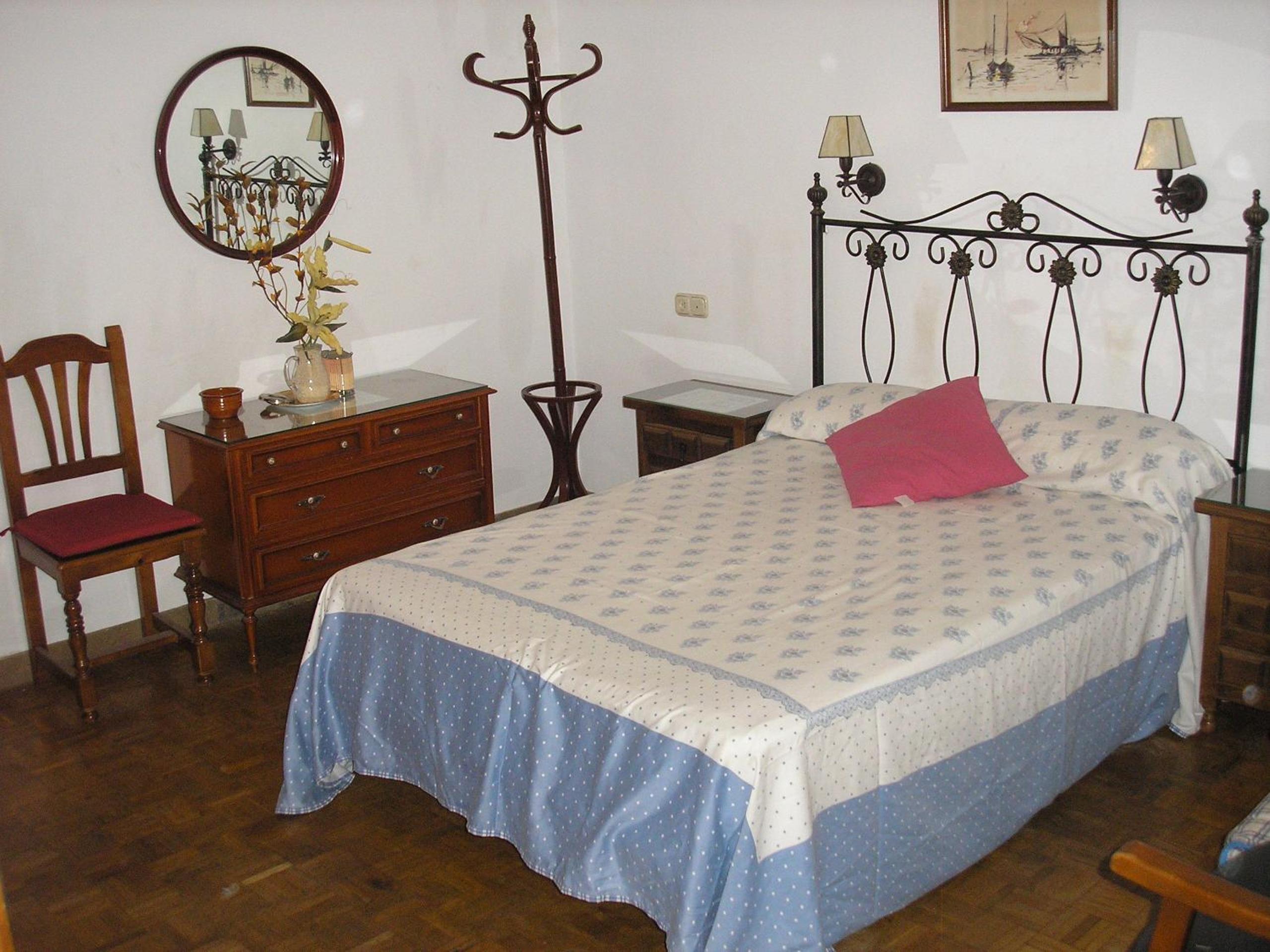Double Room - Photo 11