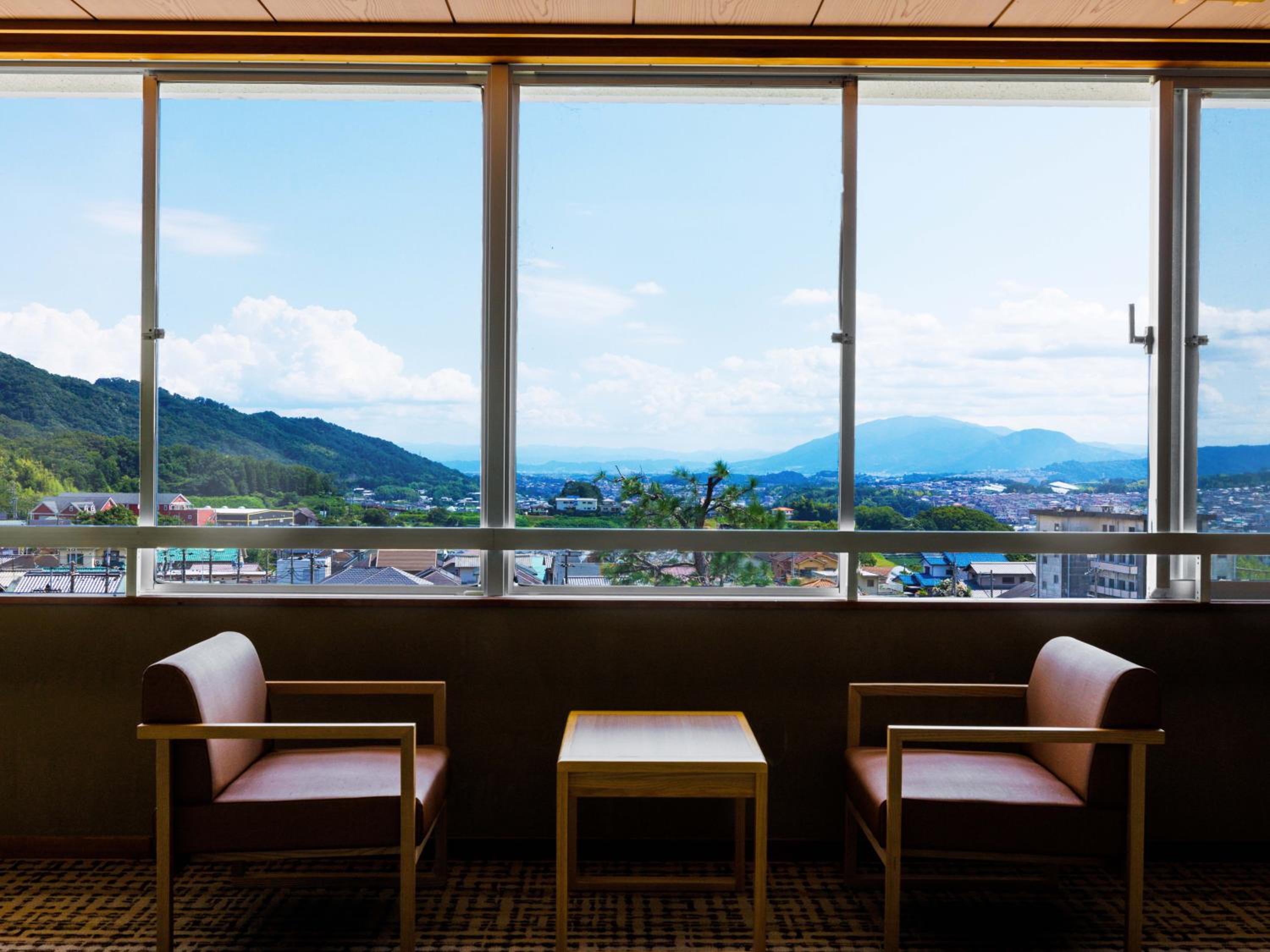 Japanese-style Room with 10 Tatami (MAX 5 Adults)