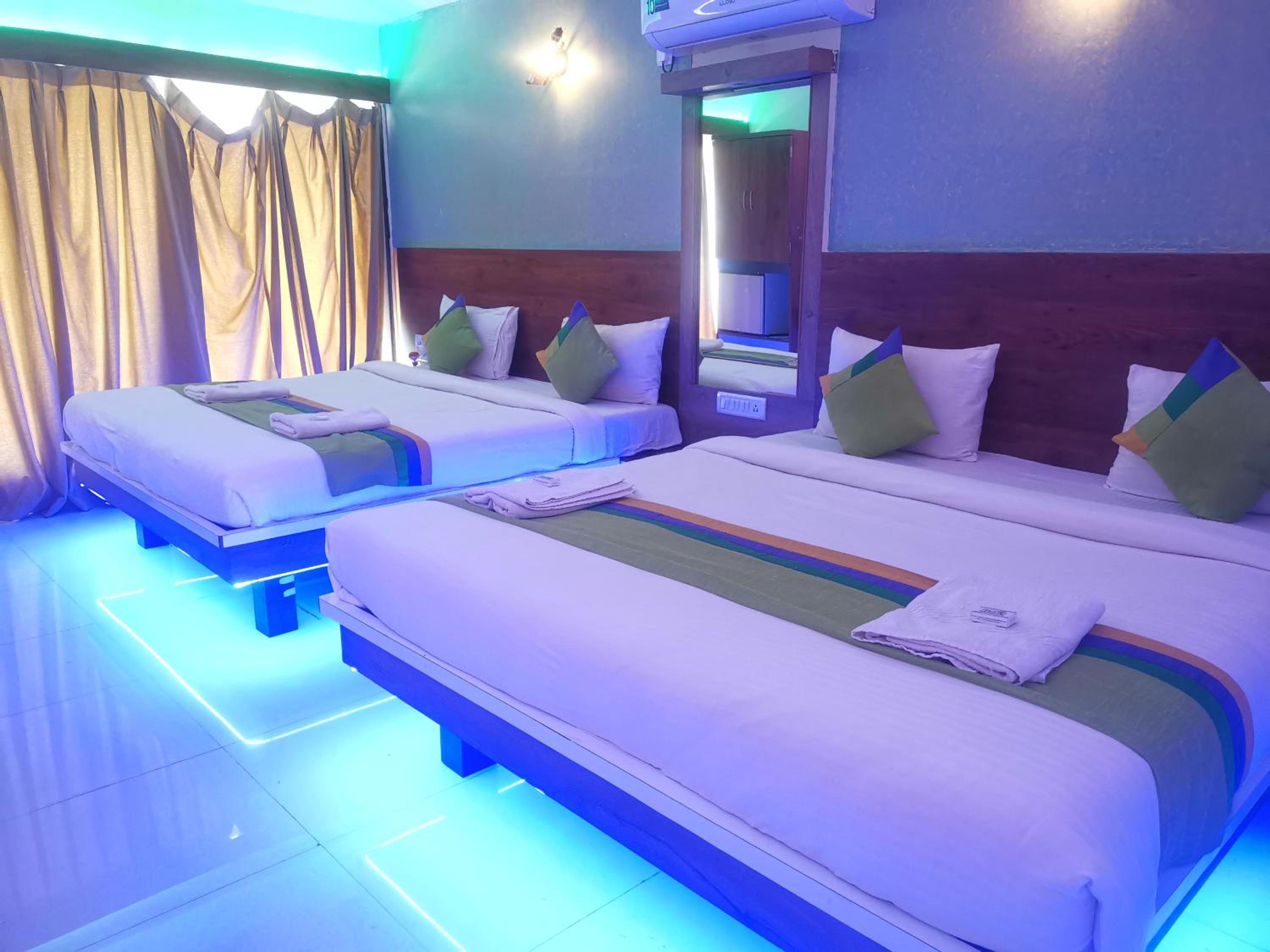 Superior Queen Room with Two Queen Beds