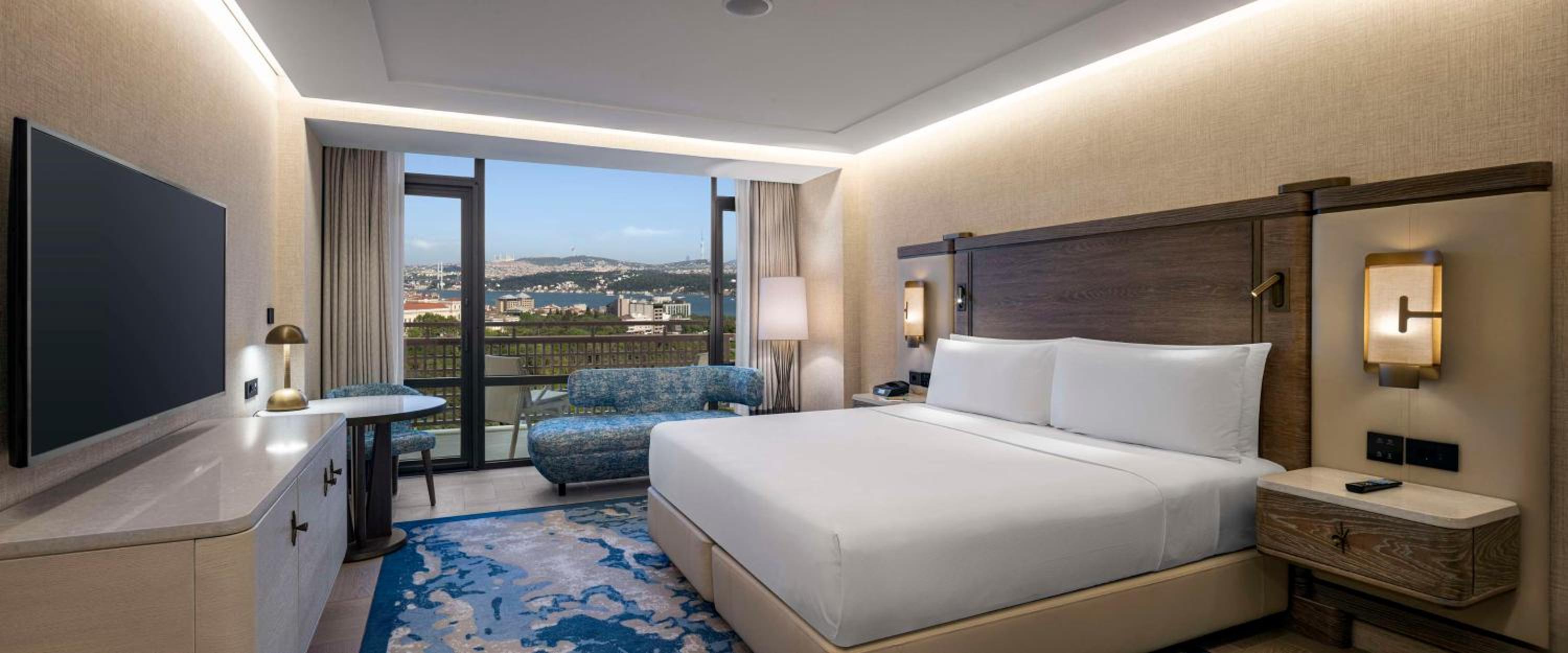 Queen Room - Accessible