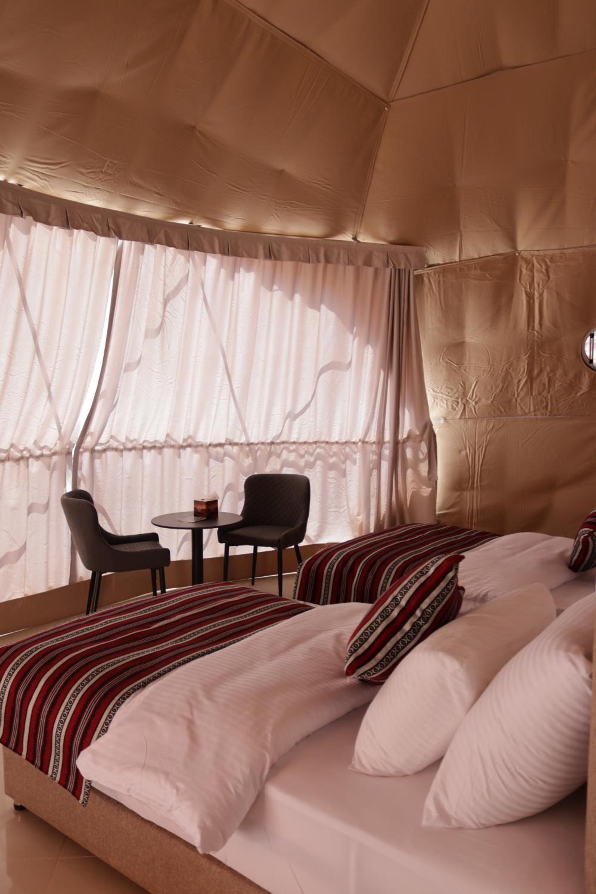 Standard Twin Room - Photo 5