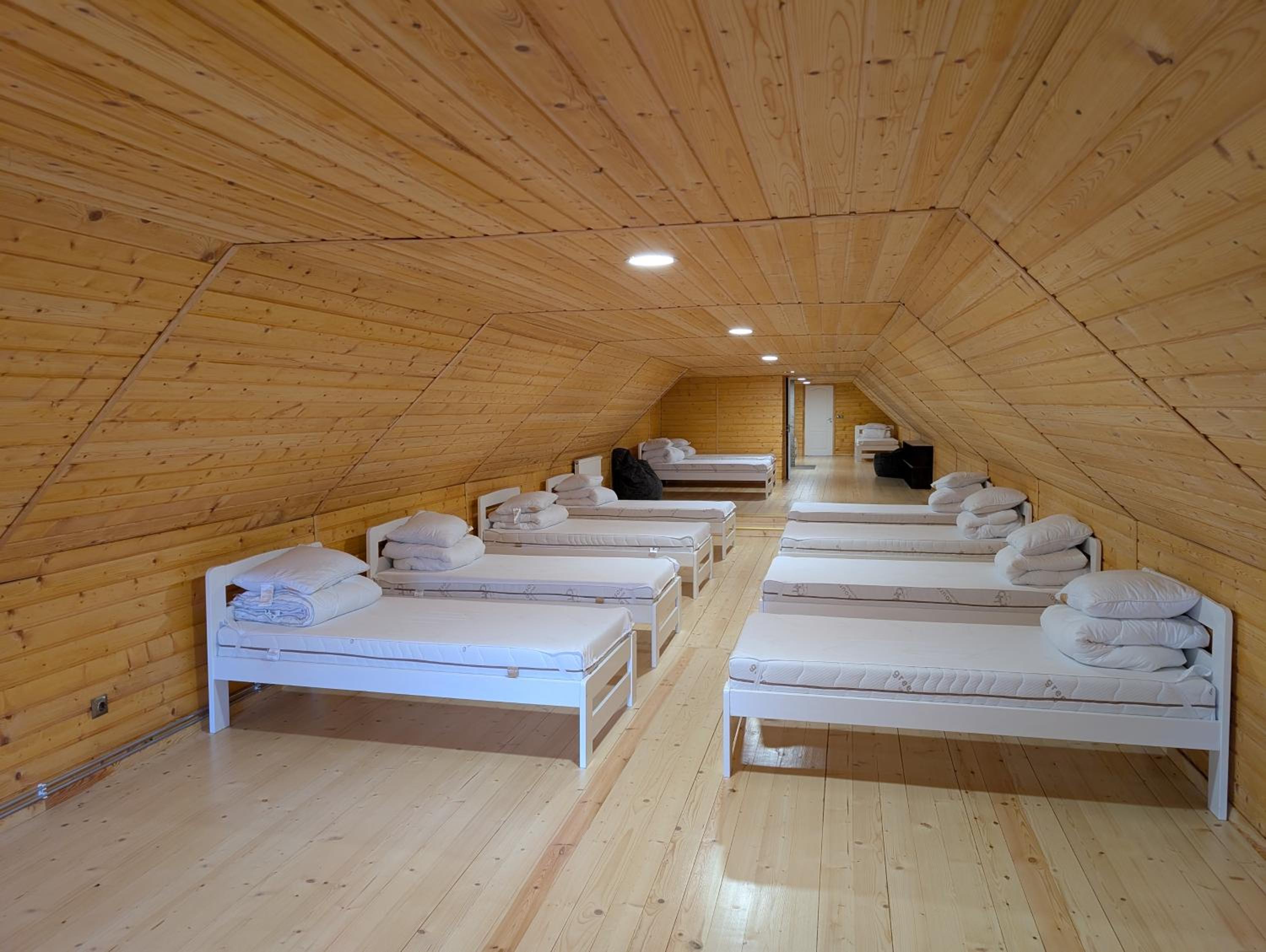 Mixed Dormitory Room