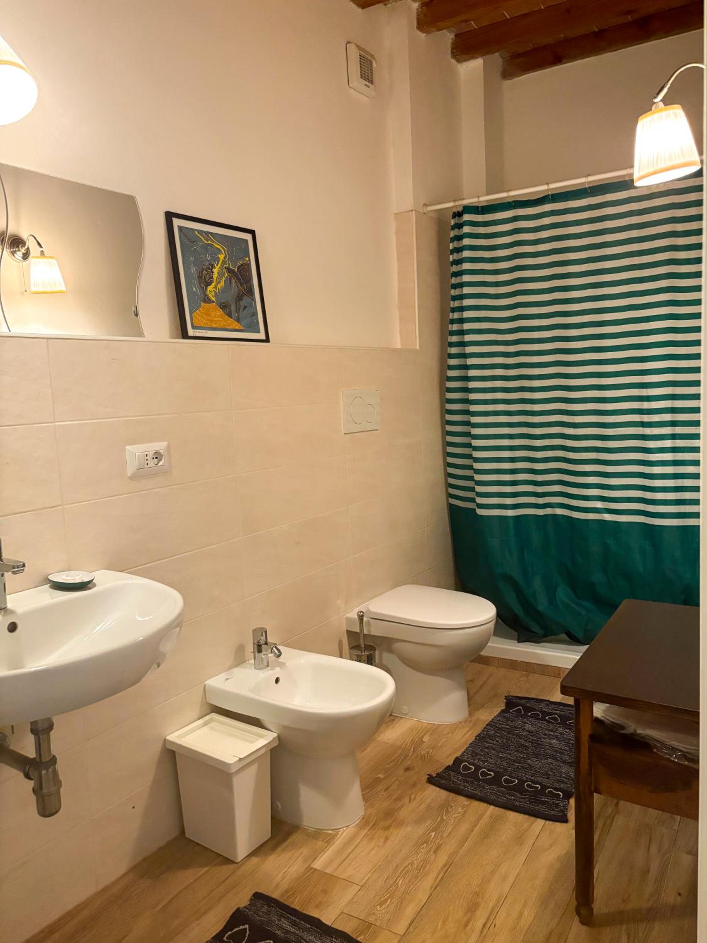 Triple Room with Private Bathroom photo 3