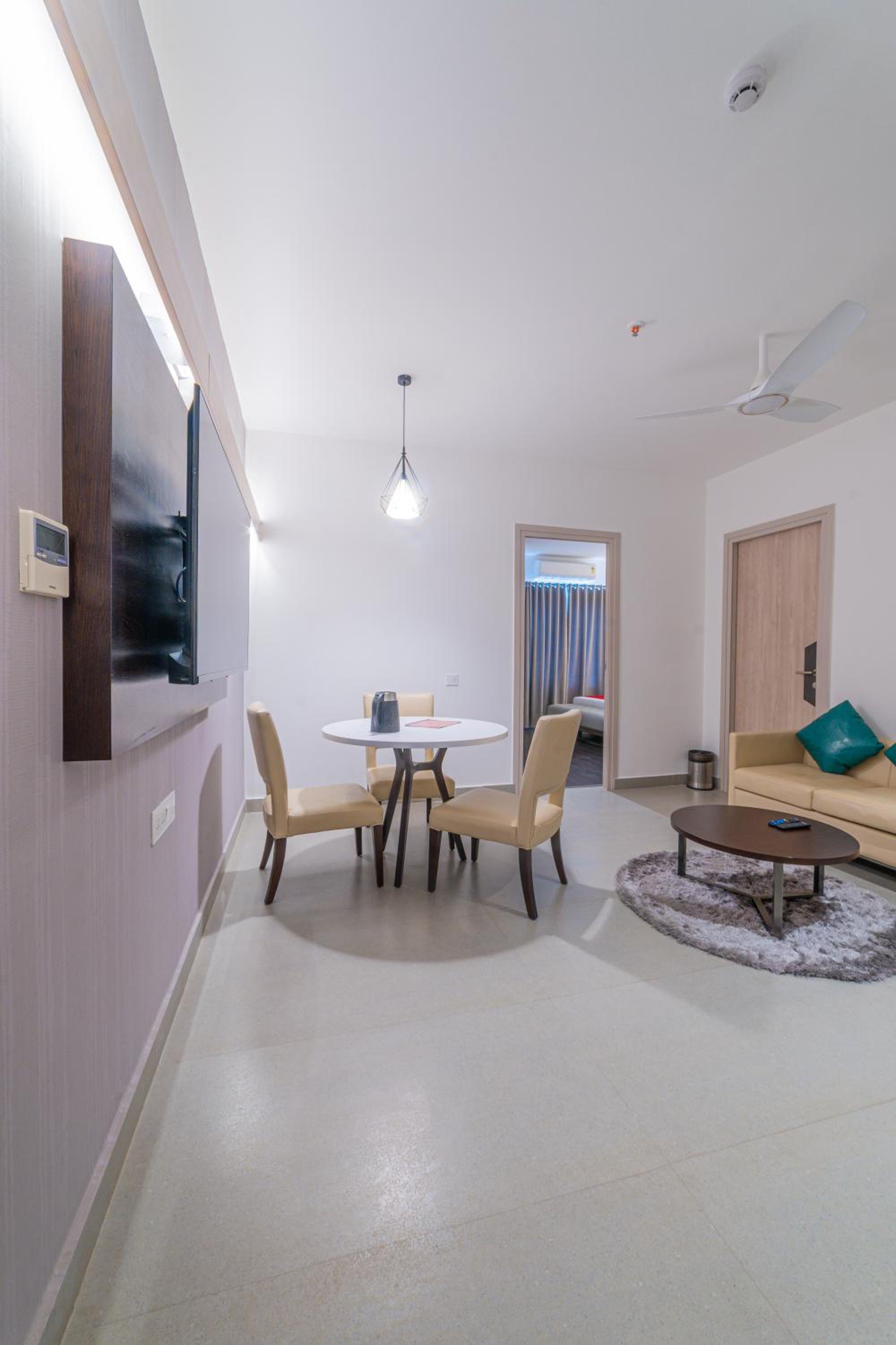 One-Bedroom Apartment with Balcony with 10% off on Food & Beverages with a-la-carte selection , 10% Off on Laundry service for upto 2 clothing item(s) - Photo 13