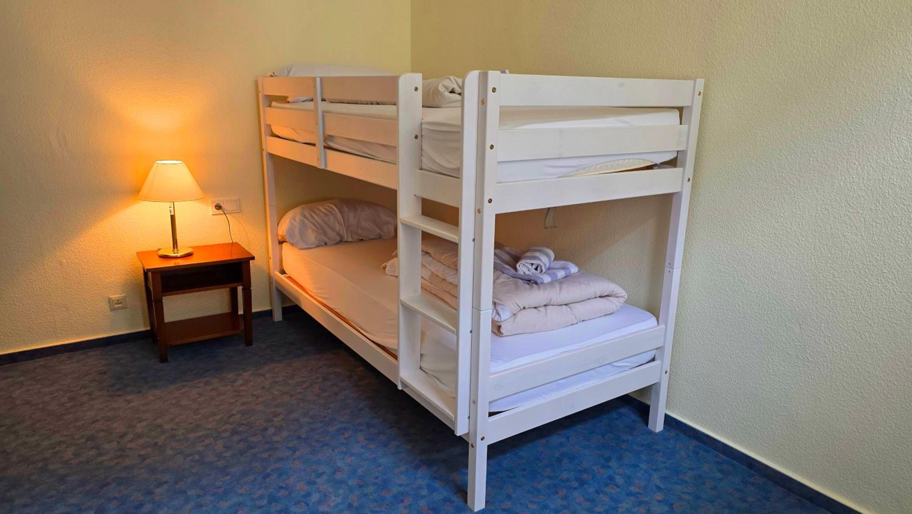 Quadruple Room with Bathroom photo 2