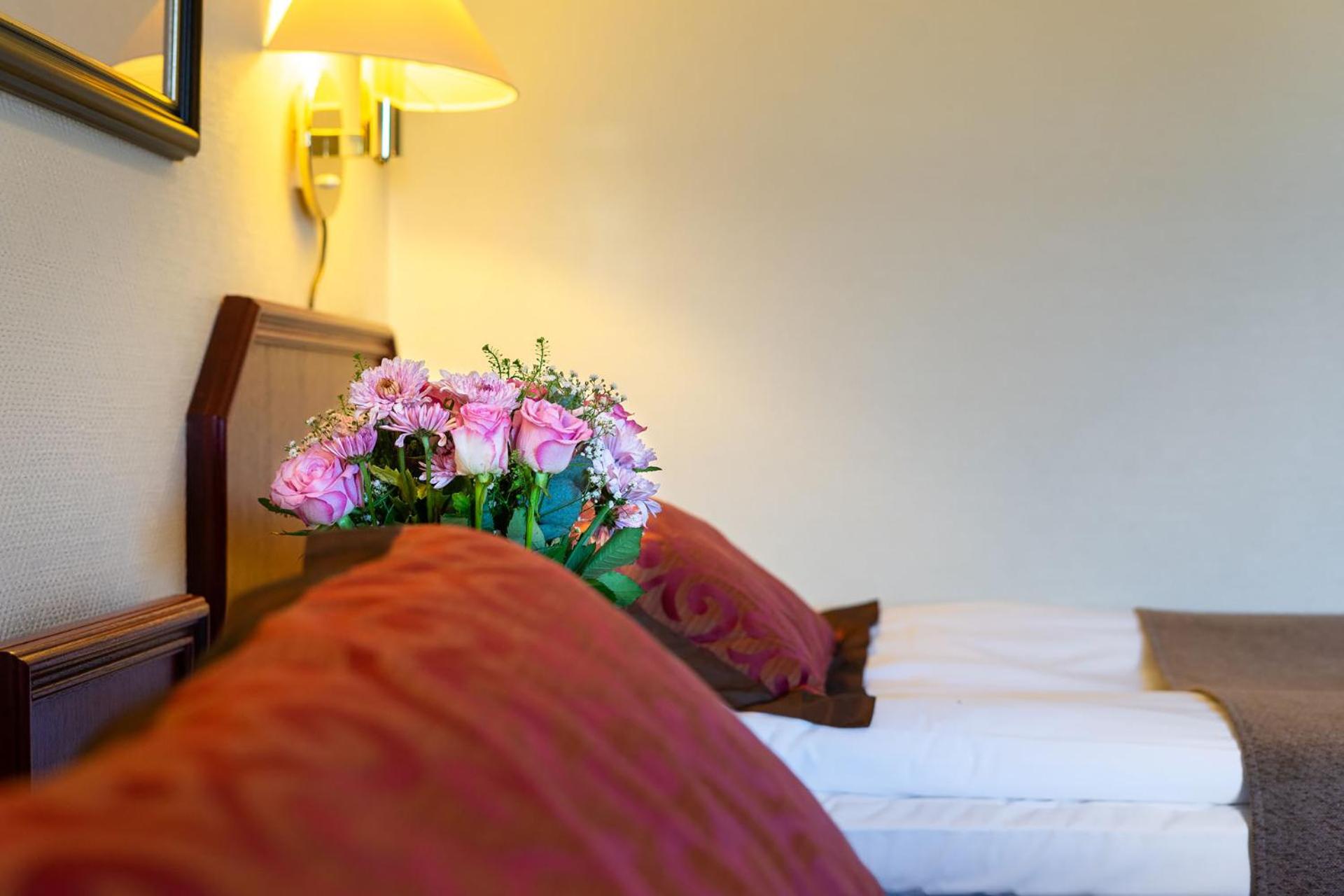 Double Room with Extra Bed - Photo 2