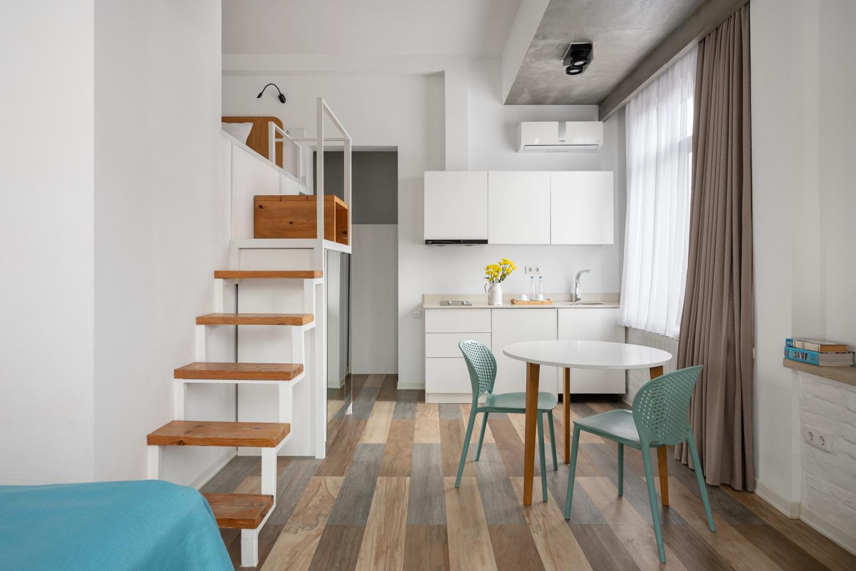 Apartment - Photo 4