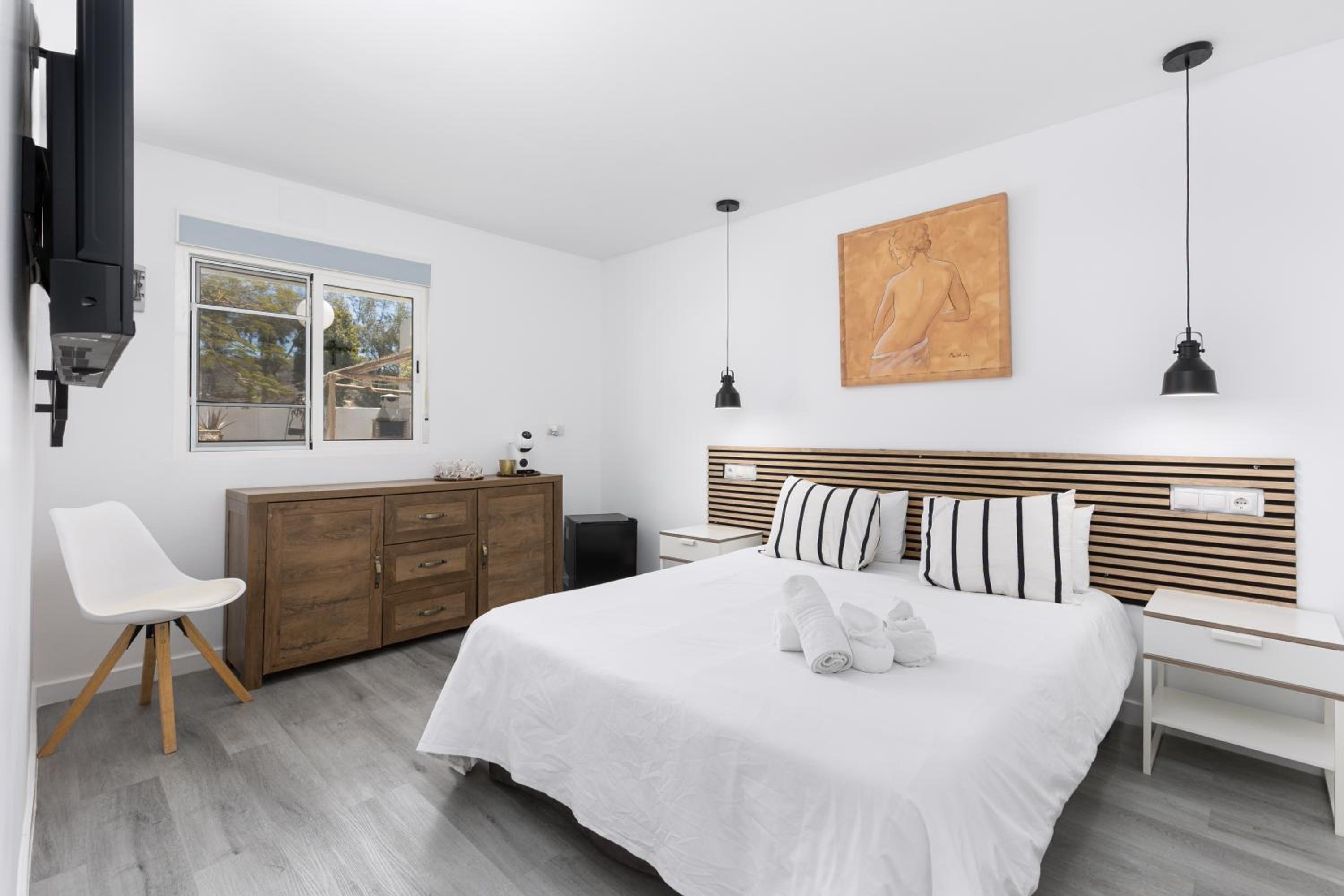 Double Room with Private Bathroom