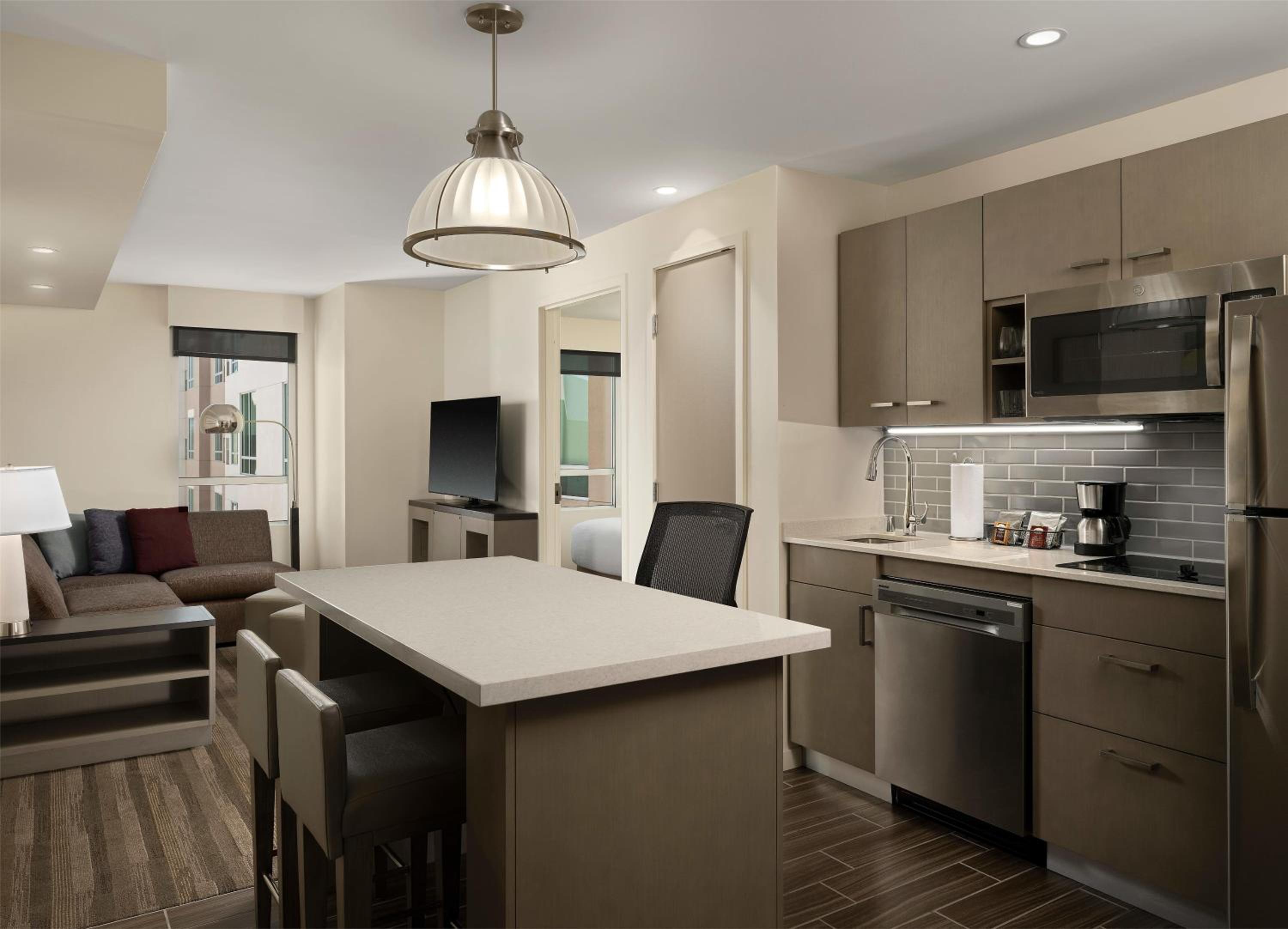 One-Bedroom Specialty Suite with Two Queen Beds, Kitchen and Sofa Bed