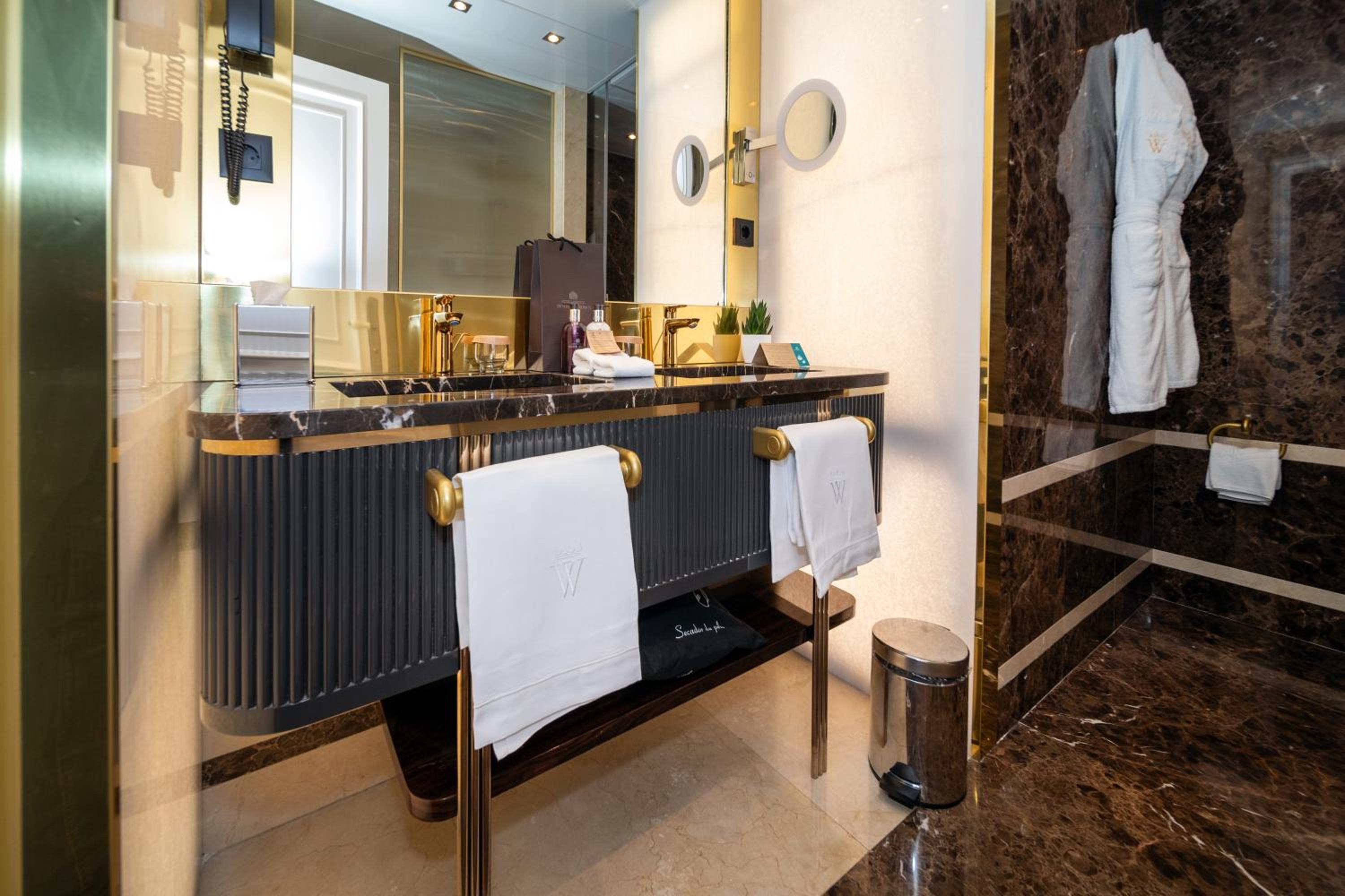 Superior Double Room with Terrace - Photo 1