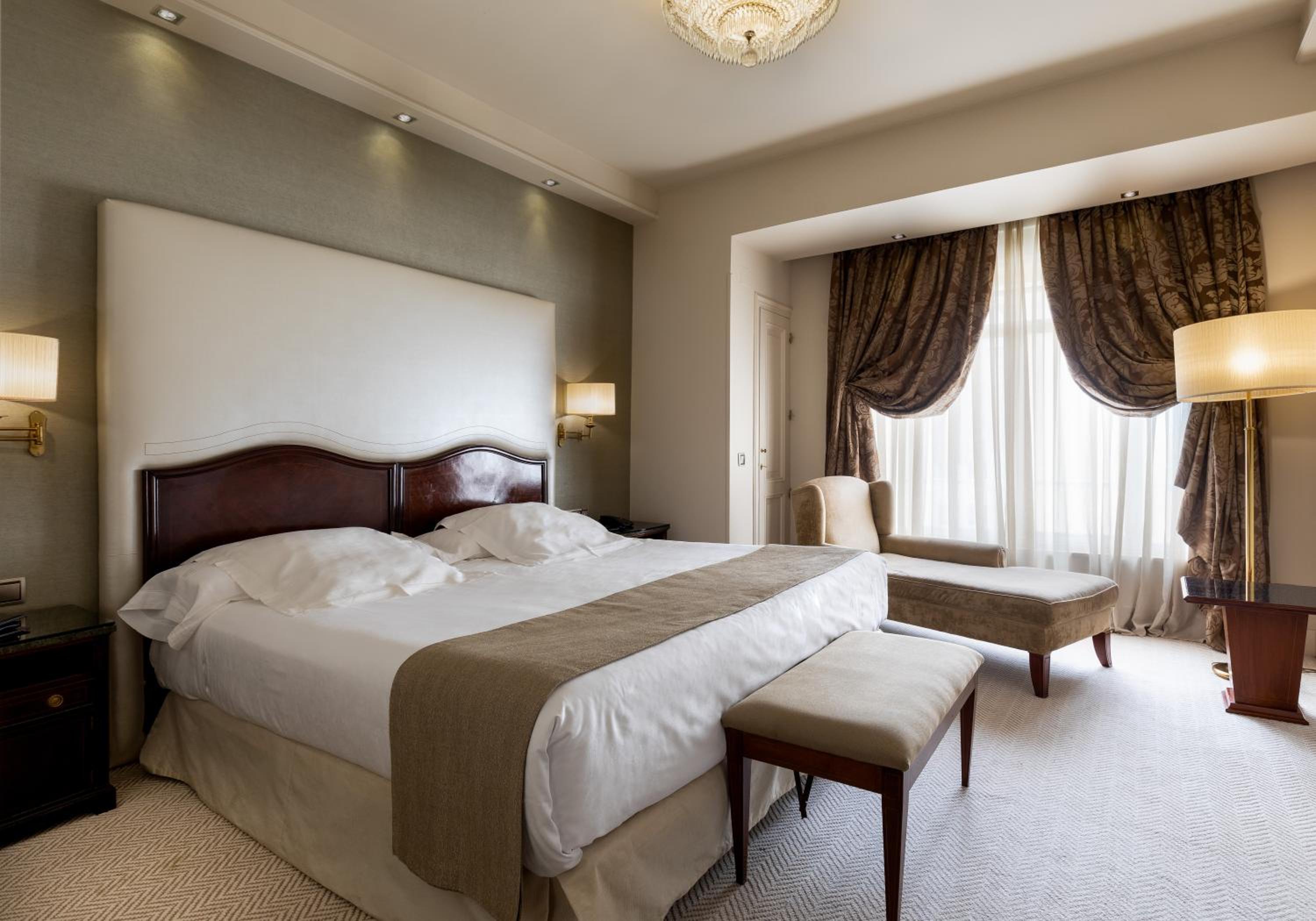 Suite Courtyard - The Wellington Club - Photo 3