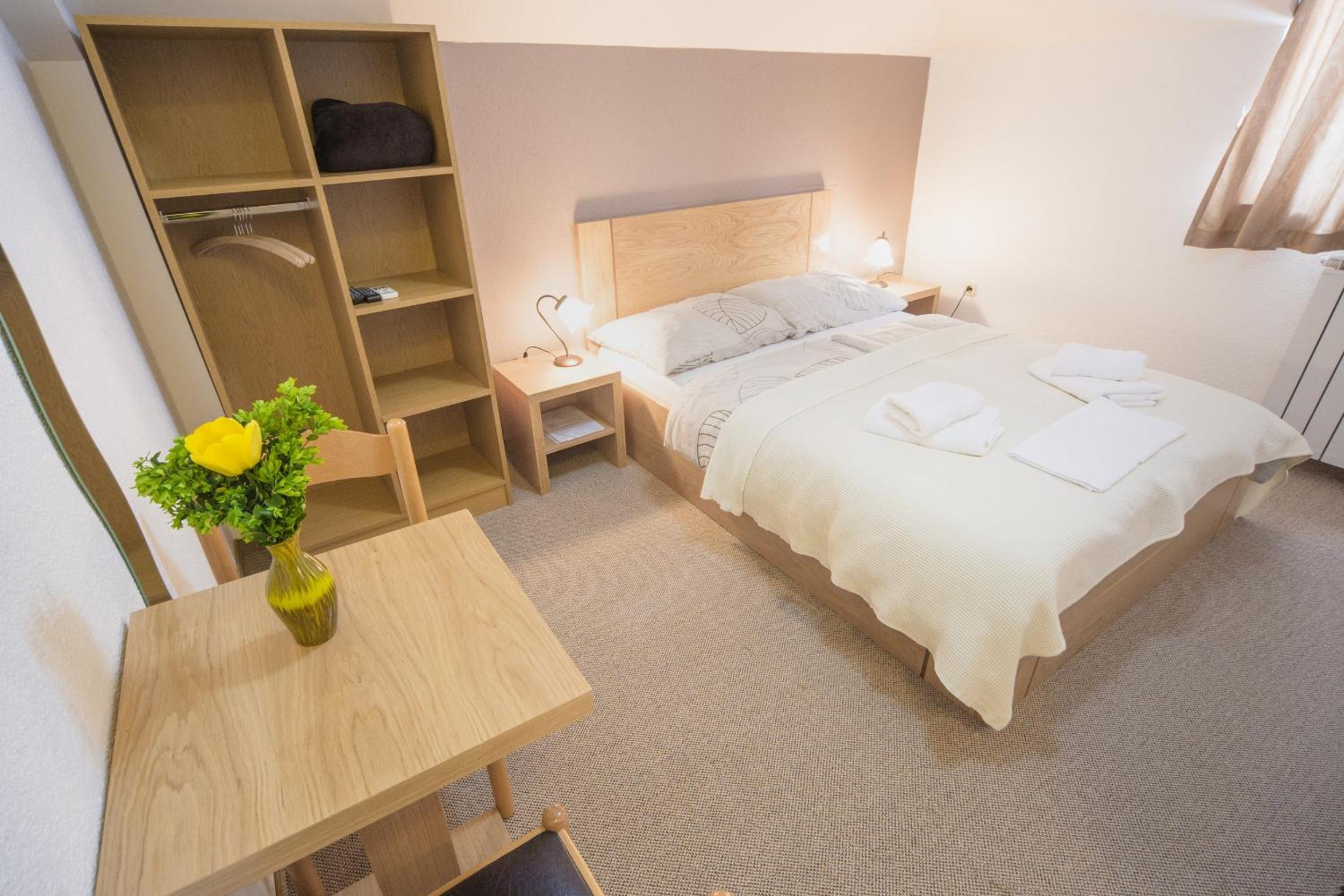 Double Room photo 3