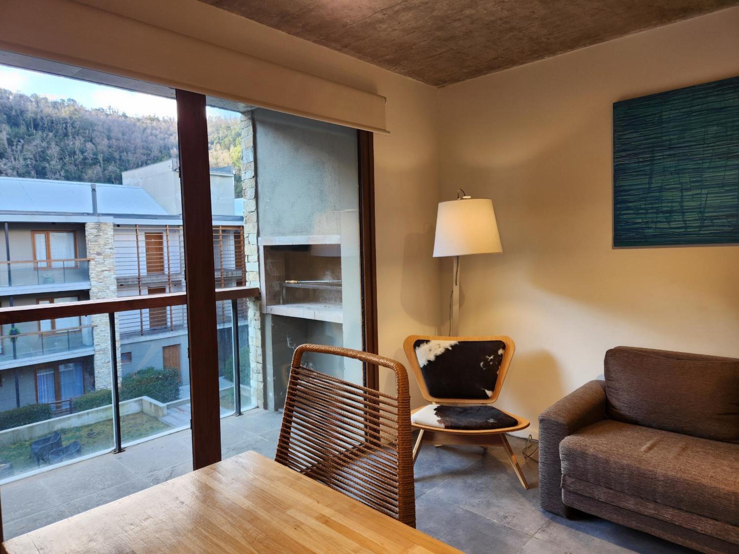 Apartment with Balcony photo 3