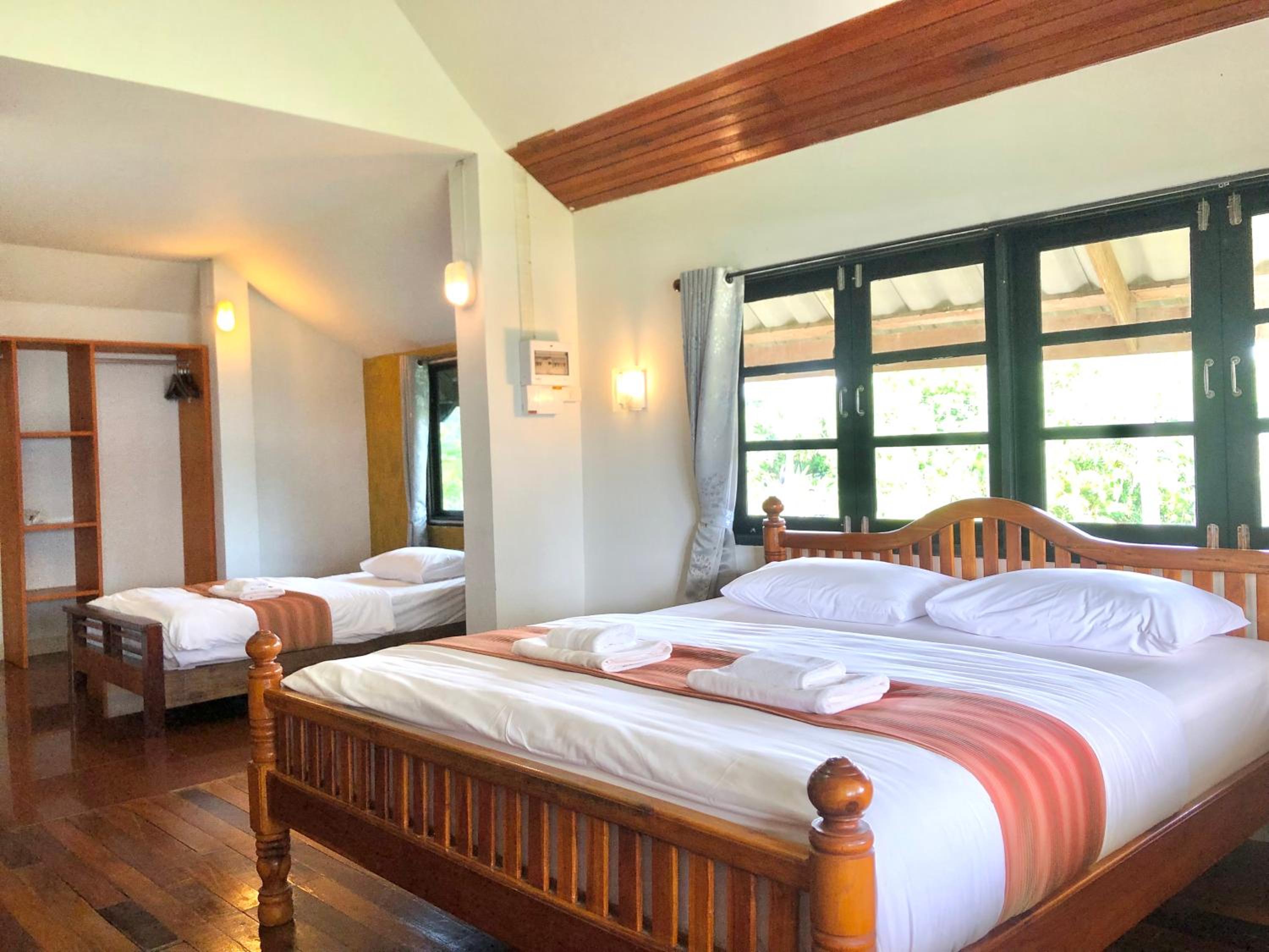 Deluxe Room - Photo 1