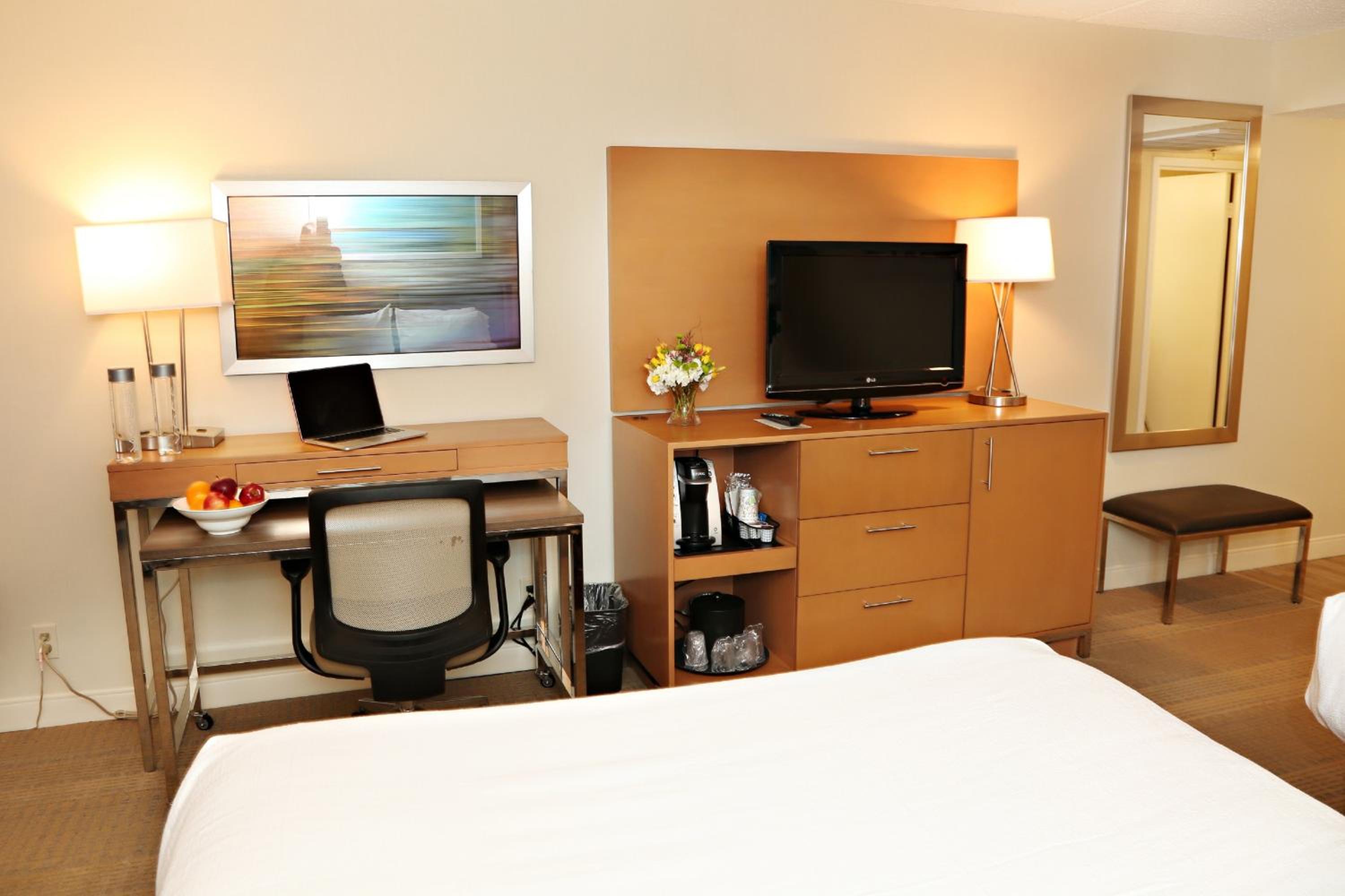 Double Suite - Non-Smoking - Photo 5