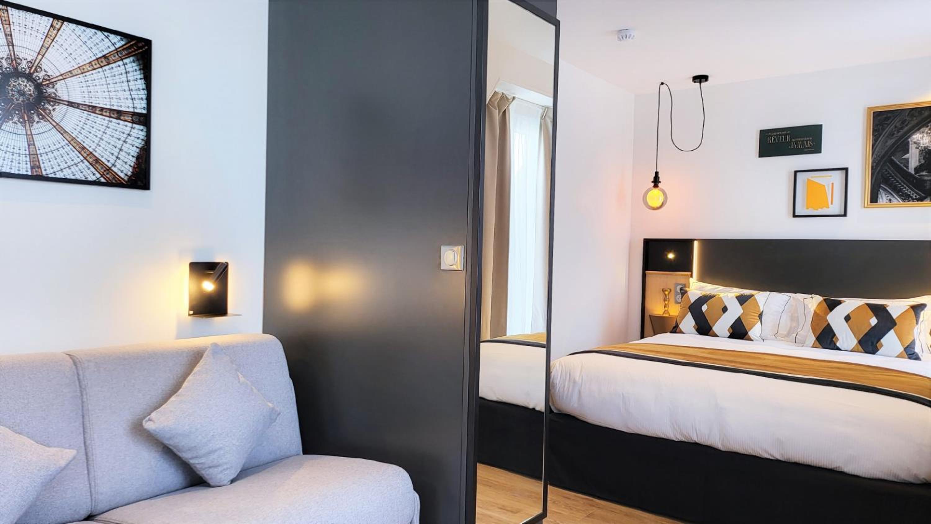 Junior Suite with Pool Access