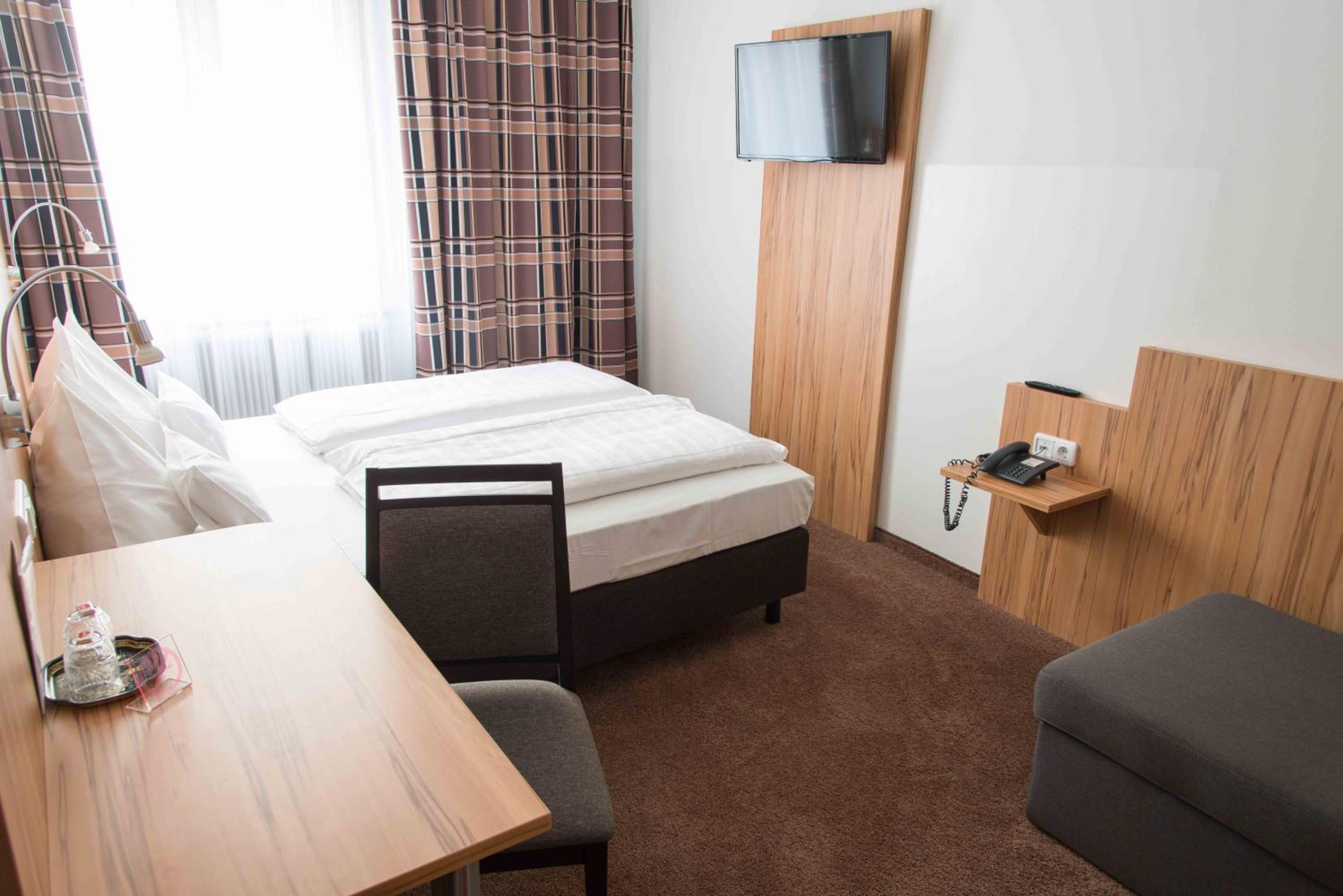 Standard Double Room — the supplier's photographs — photo 3
