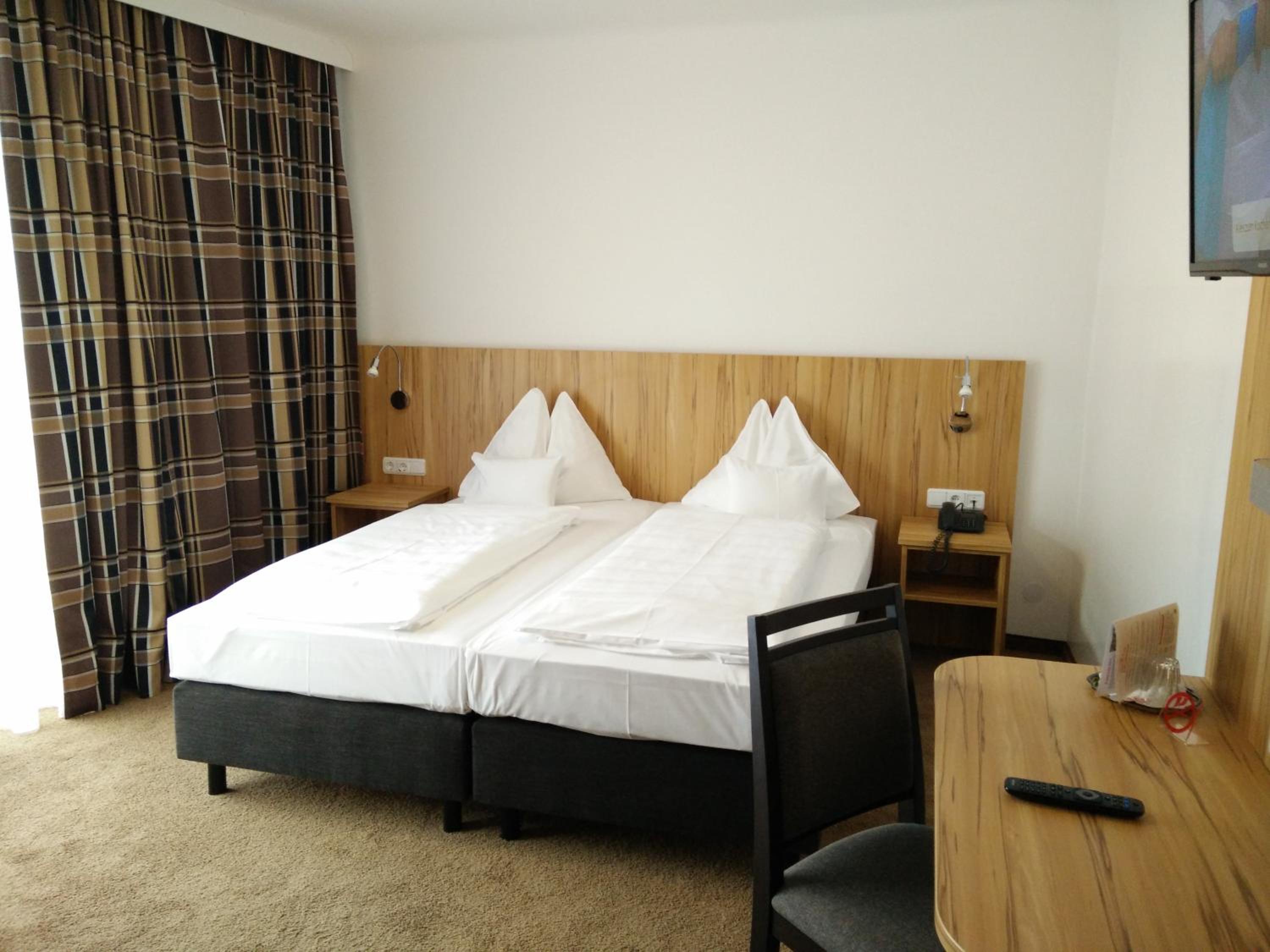 Standard Double Room — the supplier's photographs — photo 6