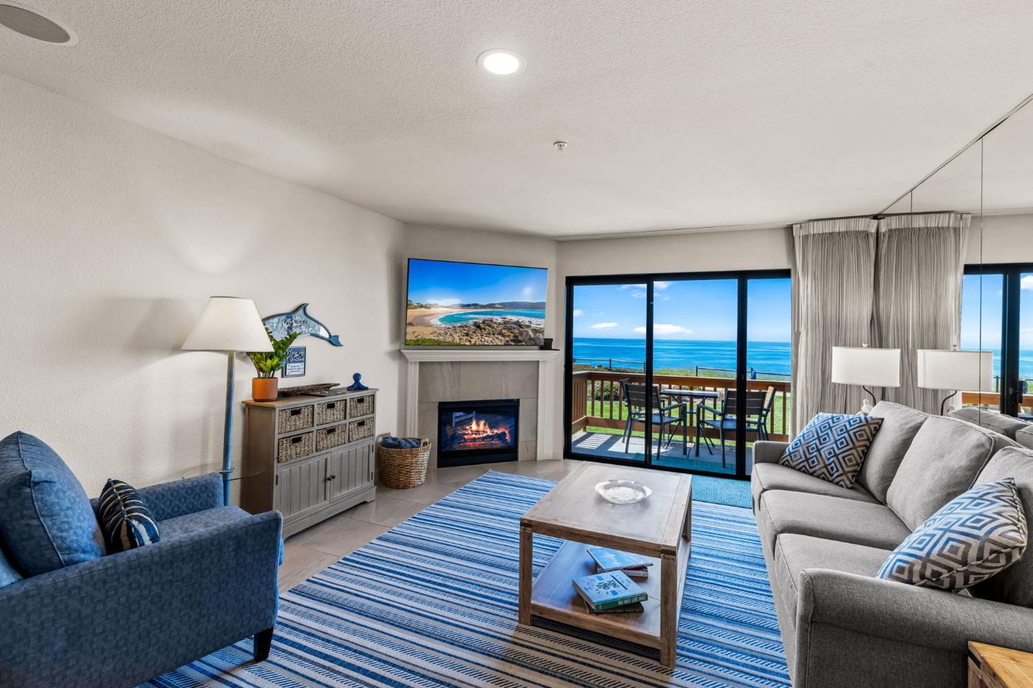 Two-Bedroom Suite with Balcony and Sea View photo 3
