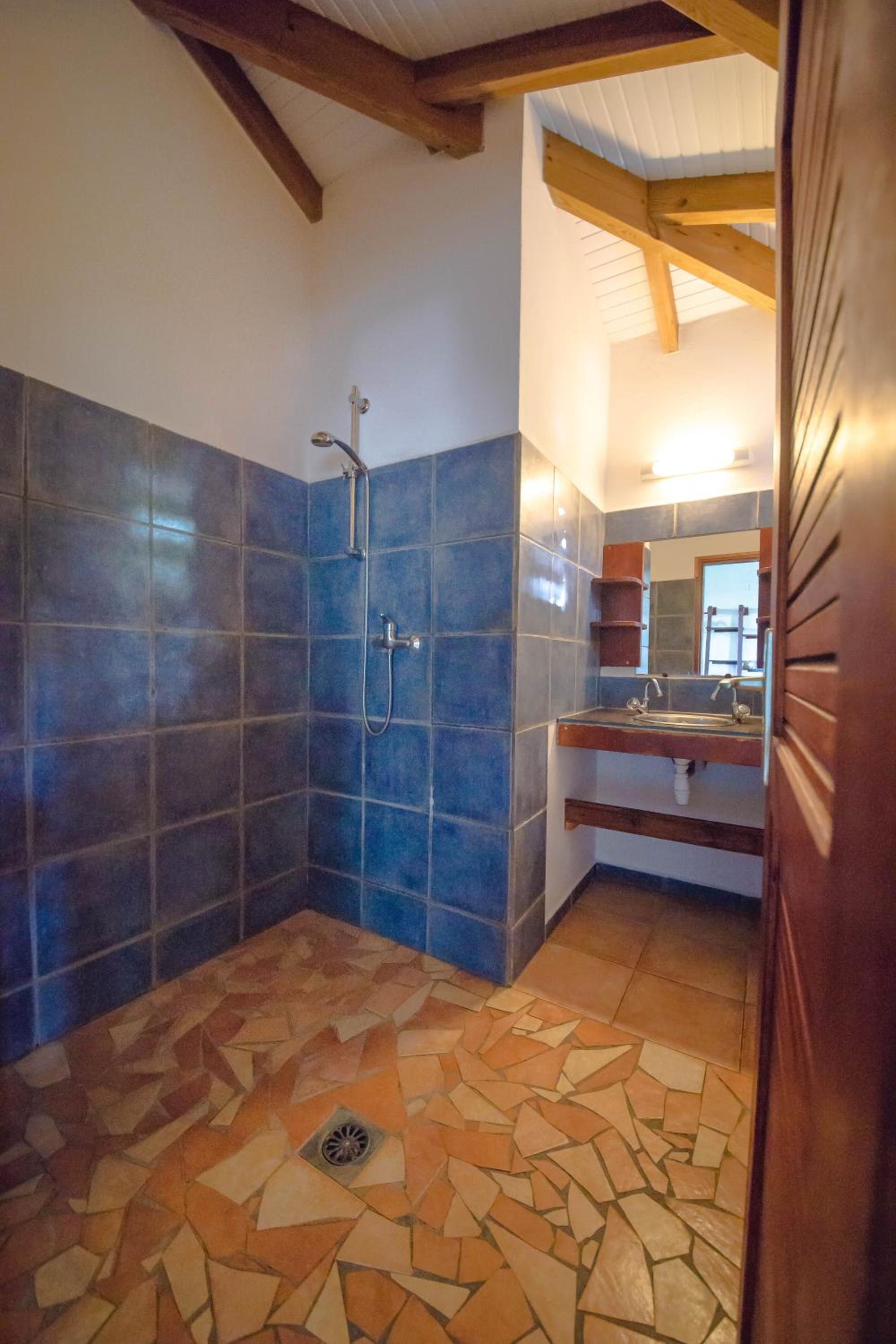 Triple Room with Private Bathroom photo 1