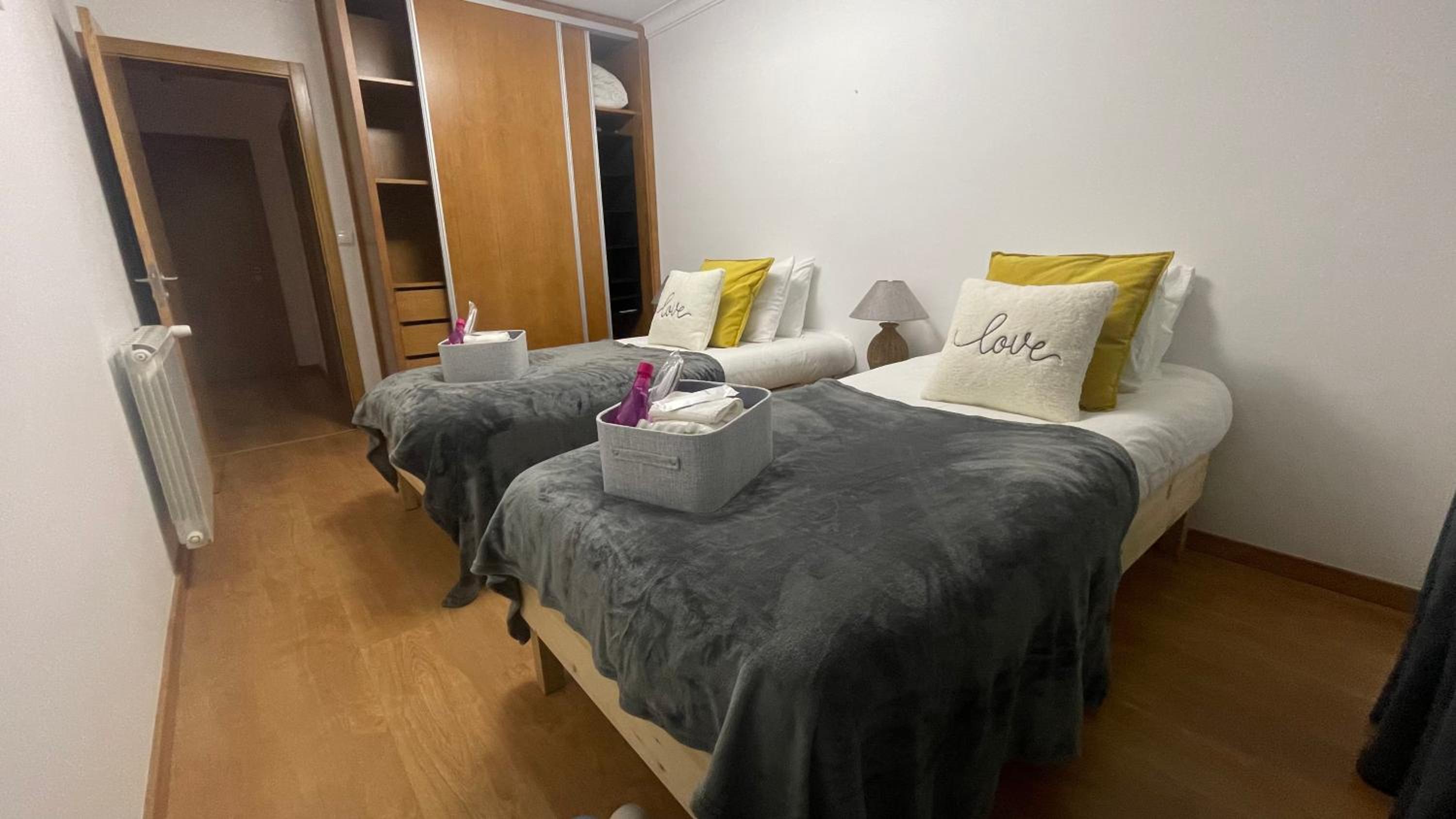 Double or Twin Room photo 3